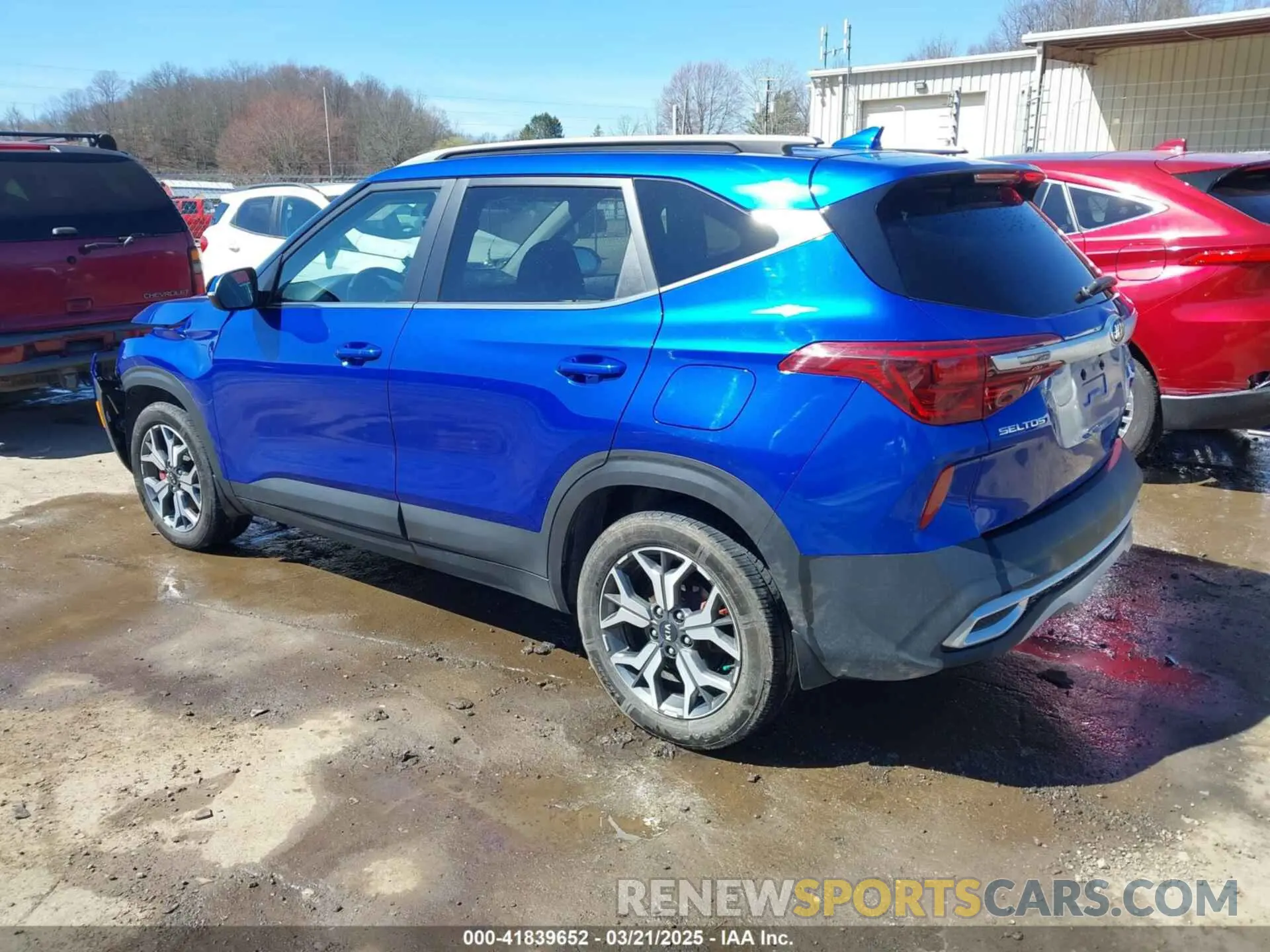 3 fotografías del automóvil dañado KNDERCAAXM7167273 KIA SELTOS 2021