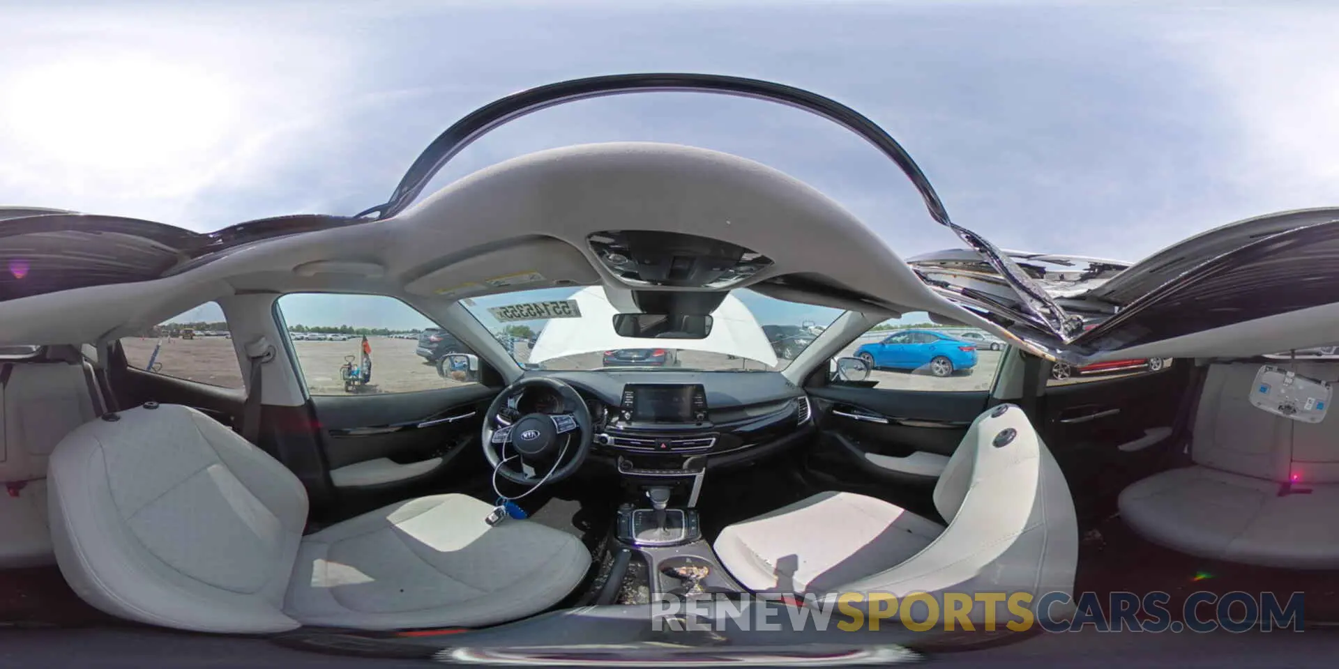 15 fotografías del automóvil dañado KNDERCAAXM7193291 KIA SELTOS 2021