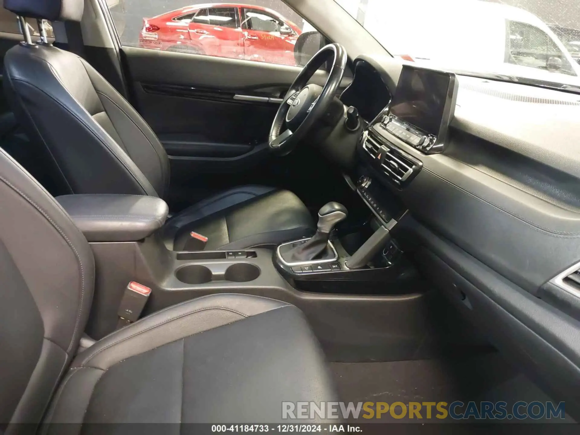 5 fotografías del automóvil dañado KNDETCA22M7152227 KIA SELTOS 2021