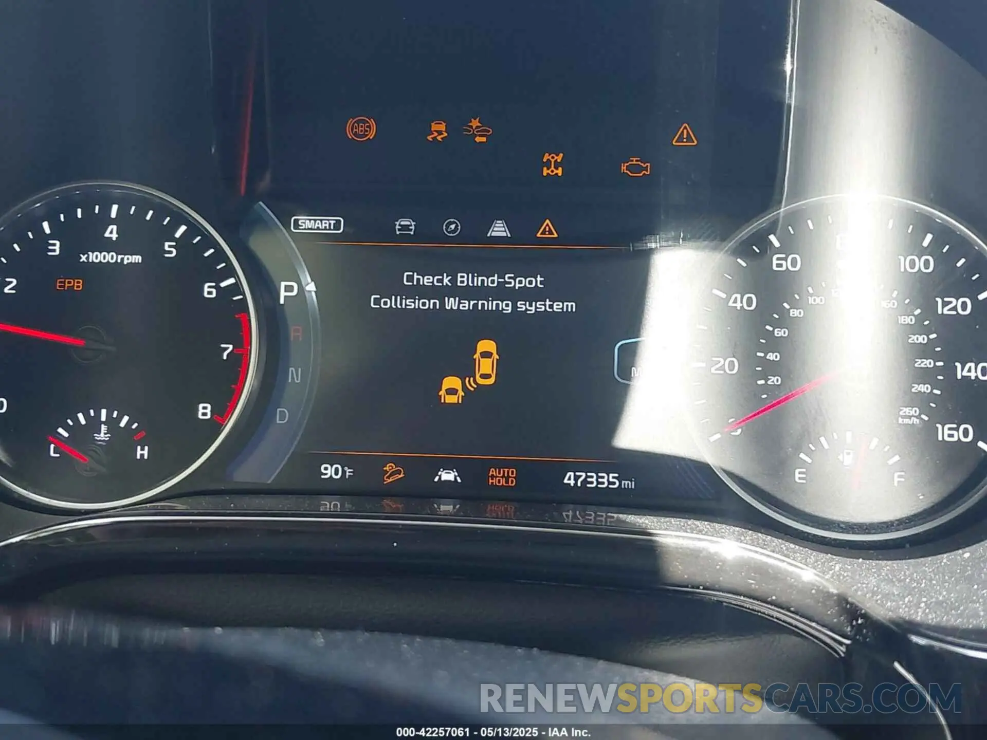 15 fotografías del automóvil dañado KNDETCA24M7127748 KIA SELTOS 2021