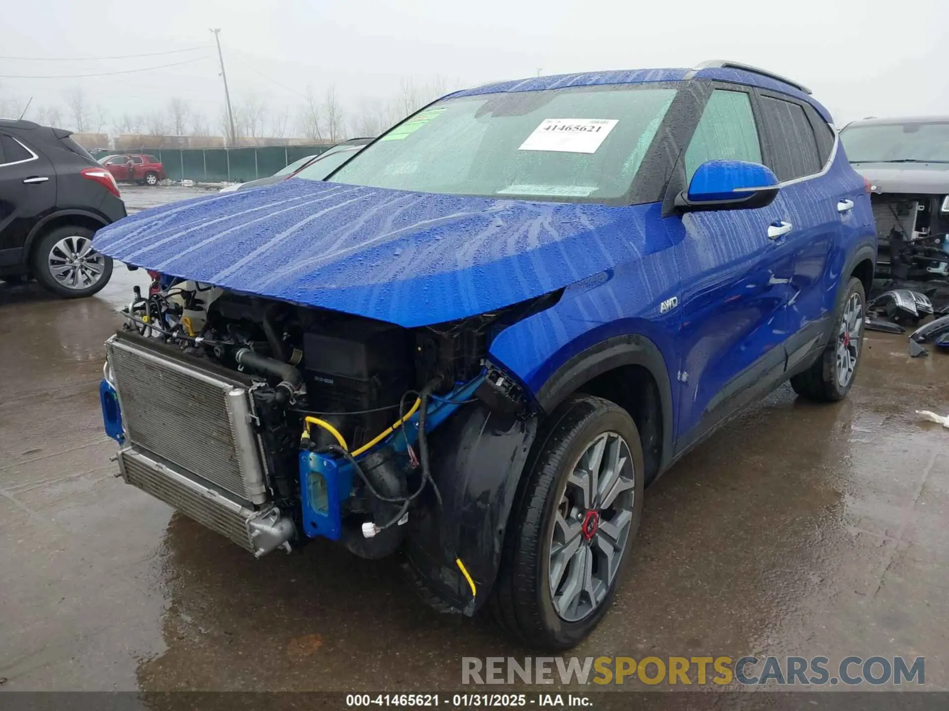 2 fotografías del automóvil dañado KNDETCA26M7106156 KIA SELTOS 2021