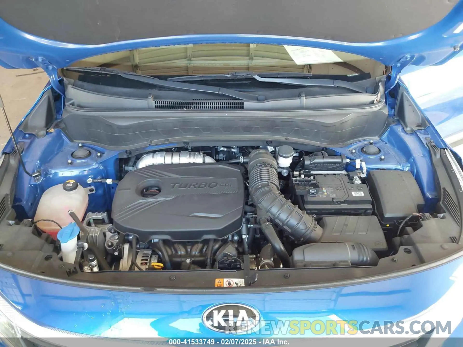 10 fotografías del automóvil dañado KNDETCA28M7154385 KIA SELTOS 2021