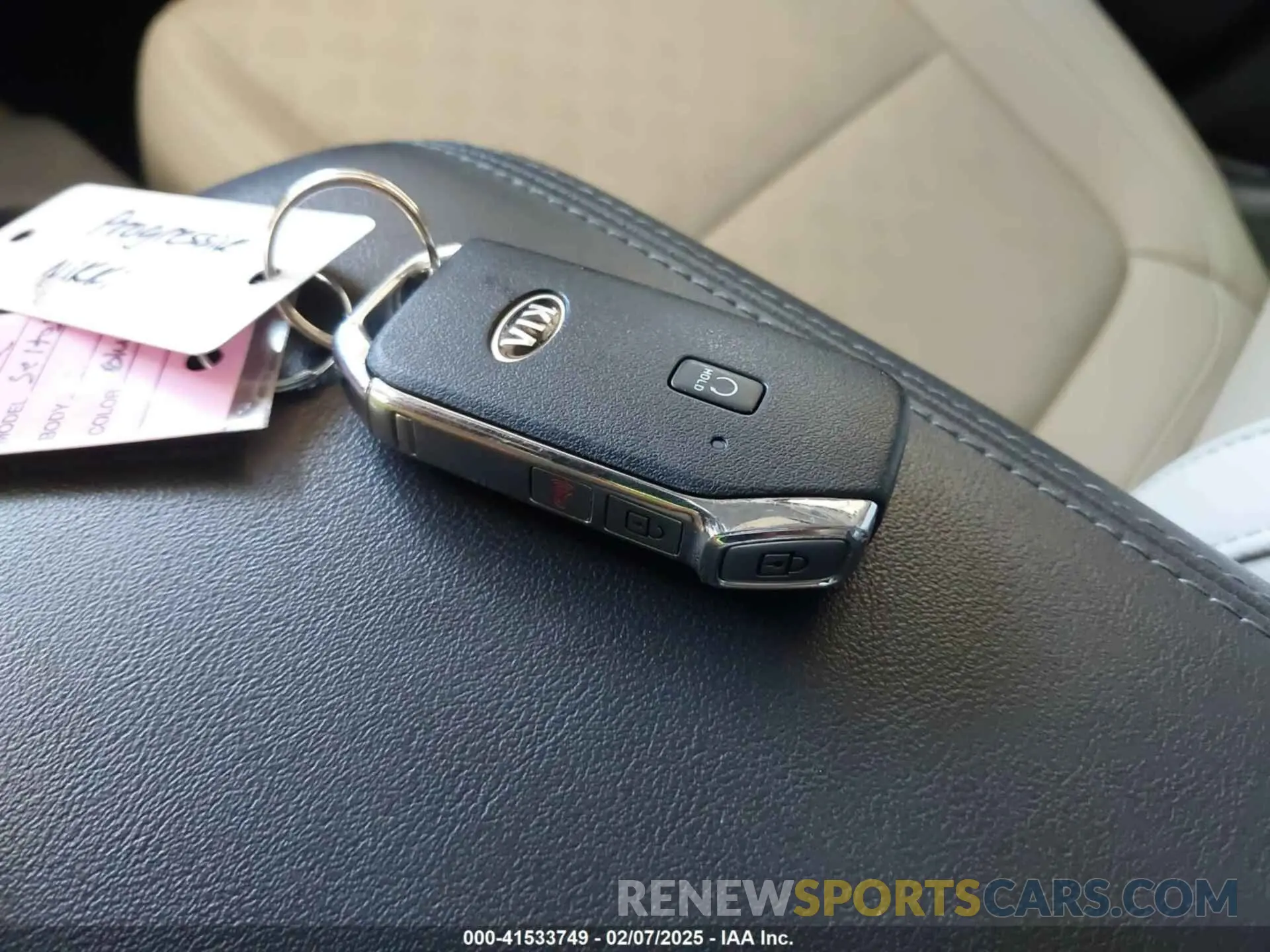 11 fotografías del automóvil dañado KNDETCA28M7154385 KIA SELTOS 2021