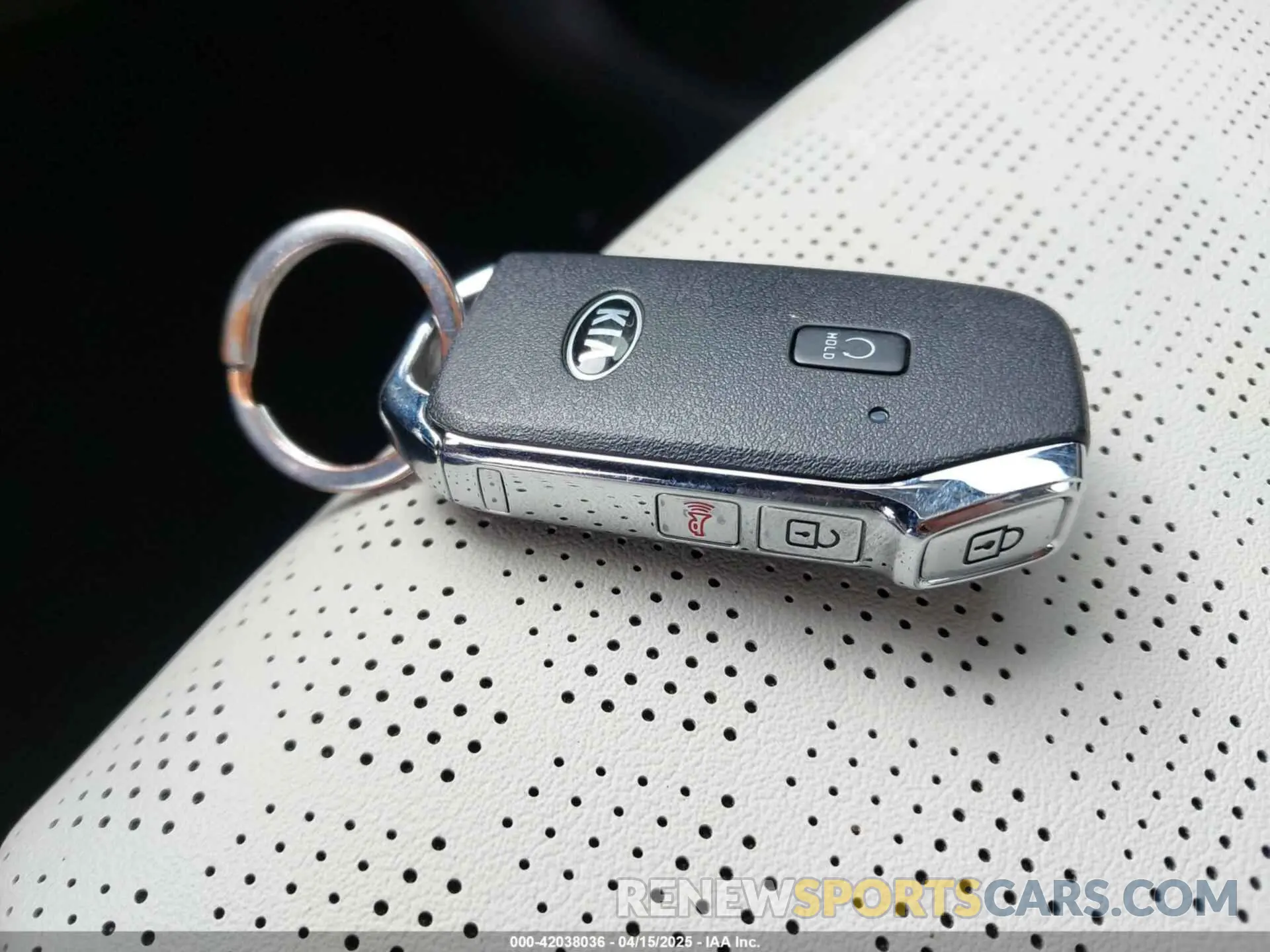 11 fotografías del automóvil dañado KNDETCA28M7161143 KIA SELTOS 2021