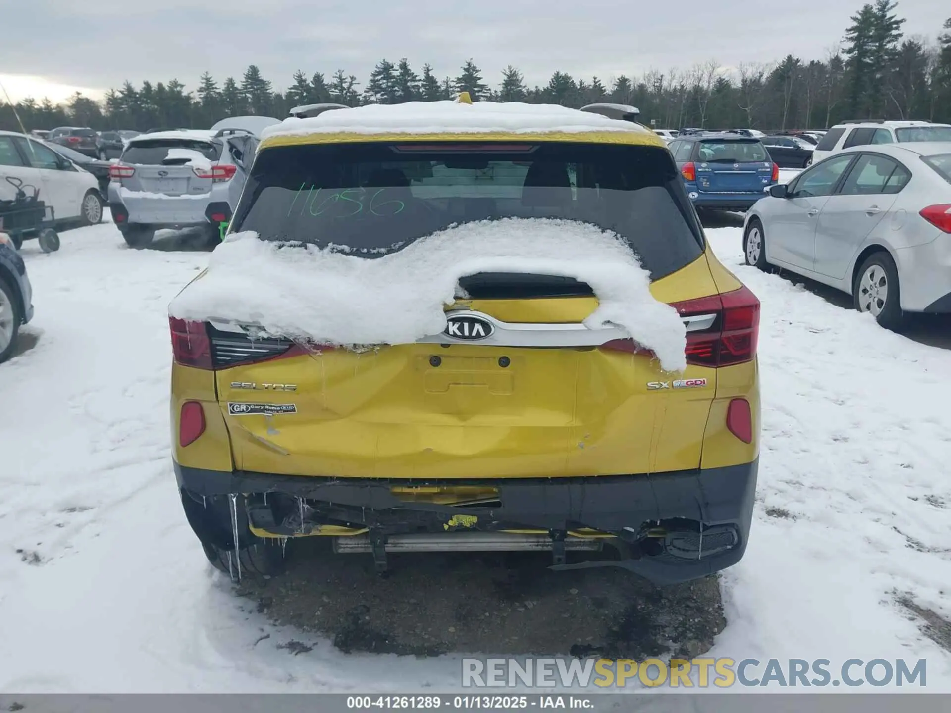 16 fotografías del automóvil dañado KNDETCA28M7166732 KIA SELTOS 2021
