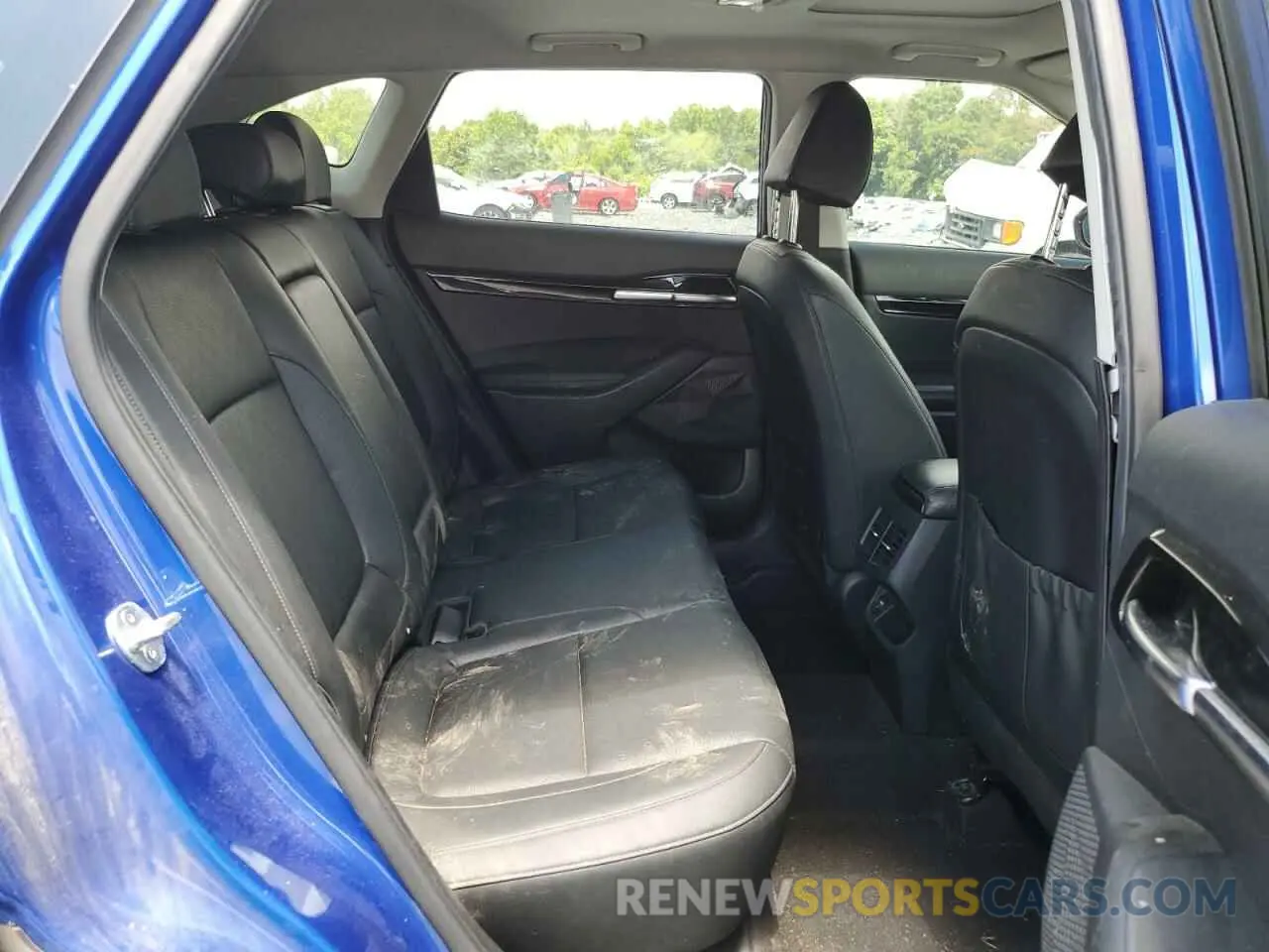 10 fotografías del automóvil dañado KNDETCA2XM7151794 KIA SELTOS 2021