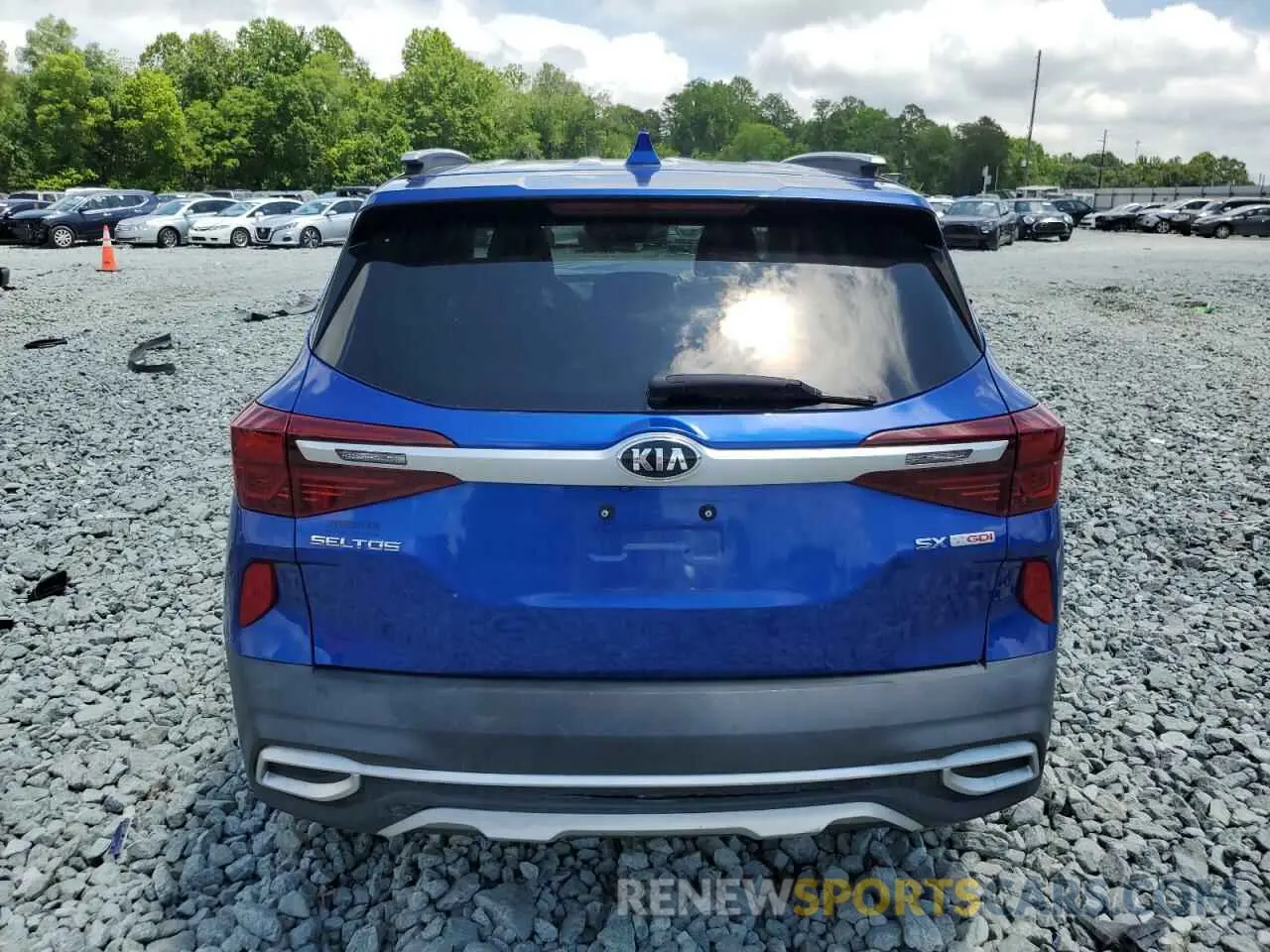 6 fotografías del automóvil dañado KNDETCA2XM7151794 KIA SELTOS 2021