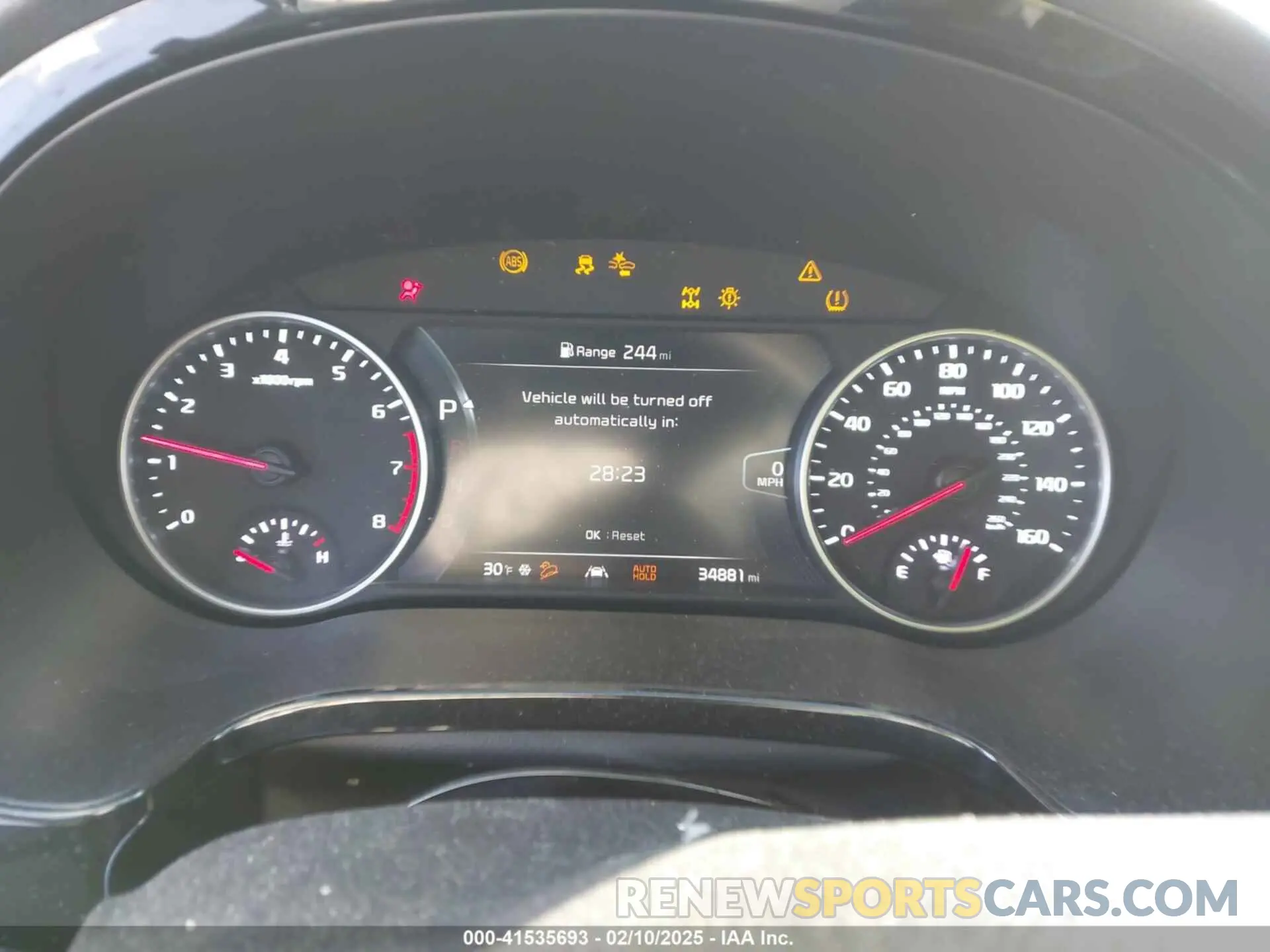 16 fotografías del automóvil dañado KNDETCA2XM7178414 KIA SELTOS 2021