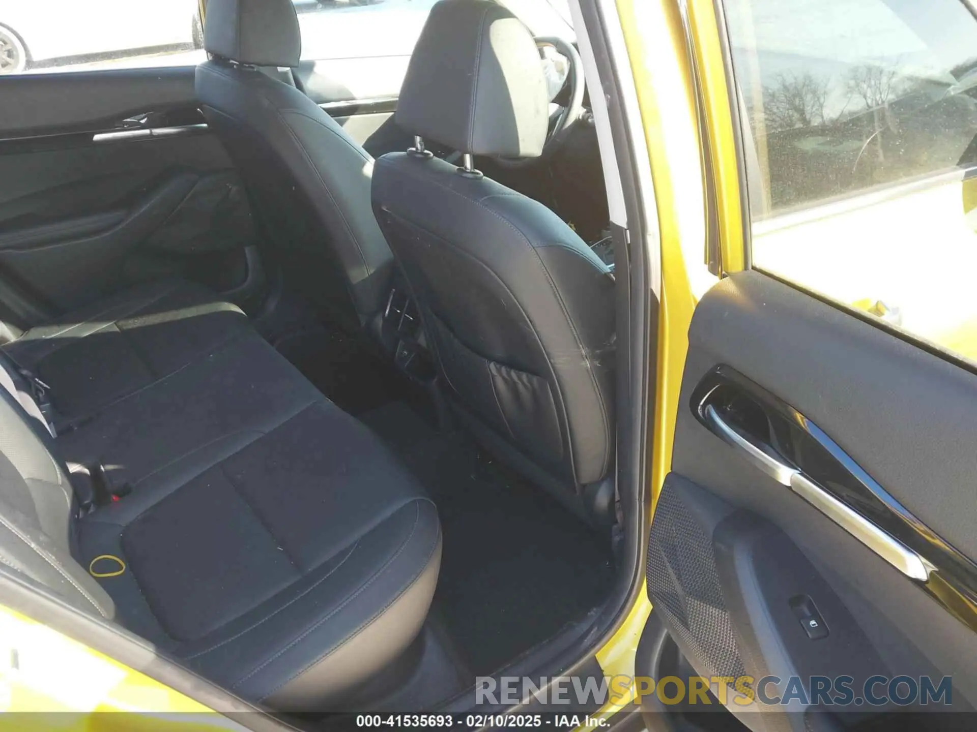 8 fotografías del automóvil dañado KNDETCA2XM7178414 KIA SELTOS 2021
