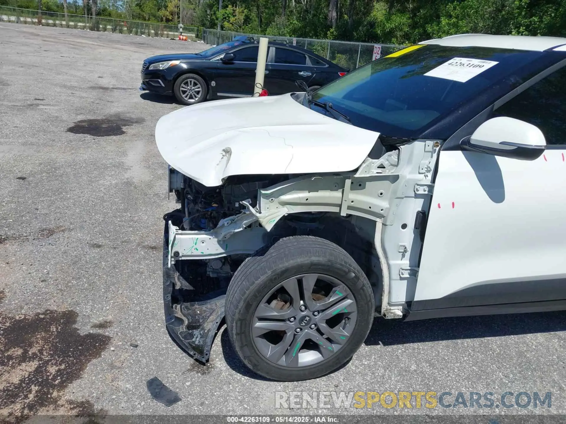 6 fotografías del automóvil dañado KNDEU2AA0M7096979 KIA SELTOS 2021