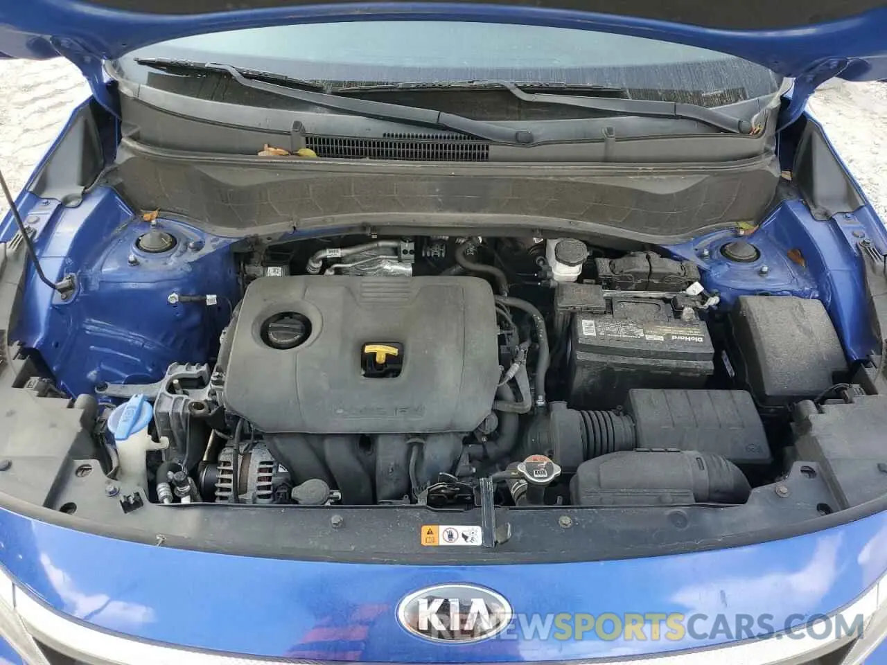 12 fotografías del automóvil dañado KNDEU2AA2M7088088 KIA SELTOS 2021