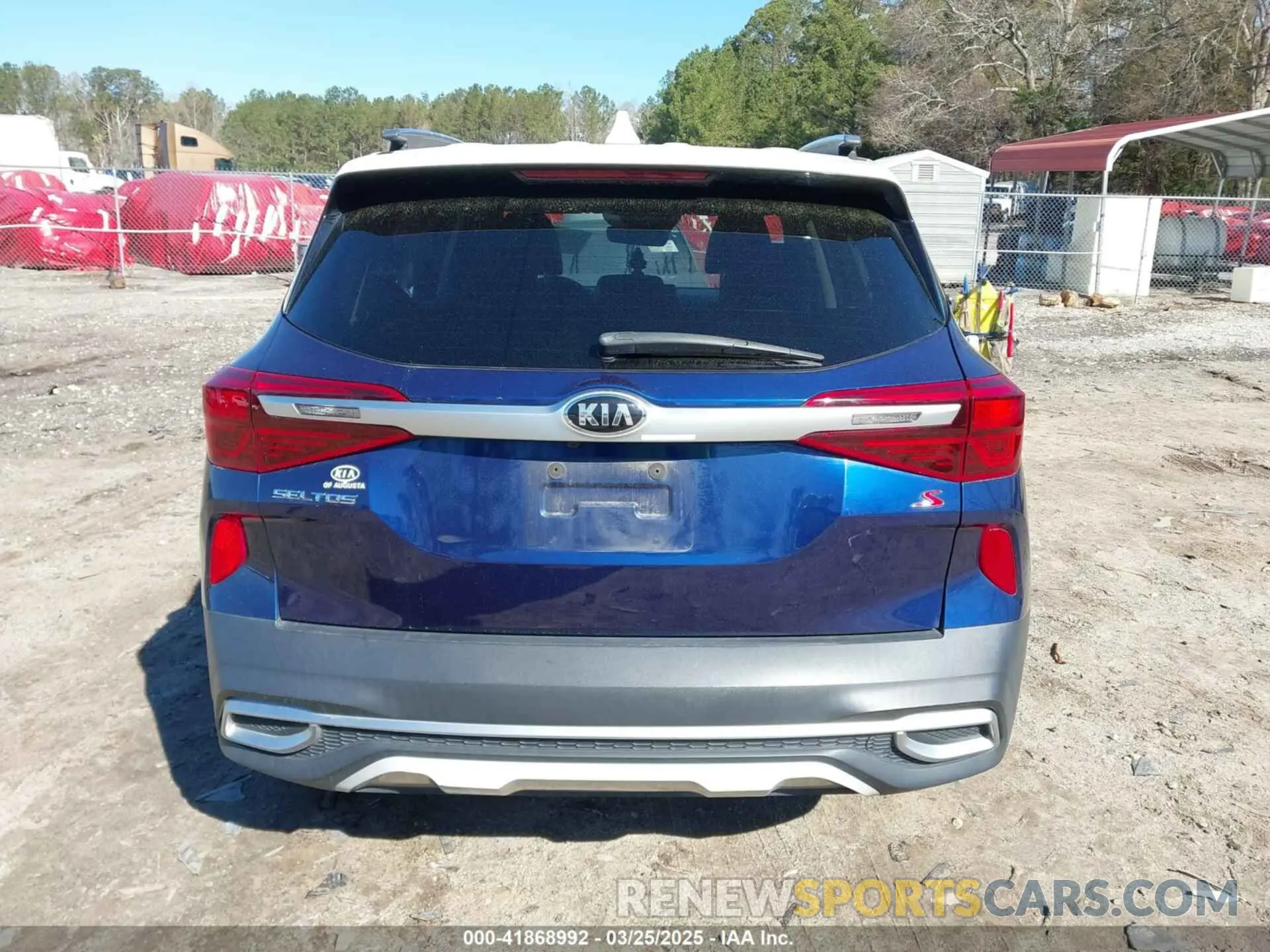 16 fotografías del automóvil dañado KNDEU2AA2M7121560 KIA SELTOS 2021