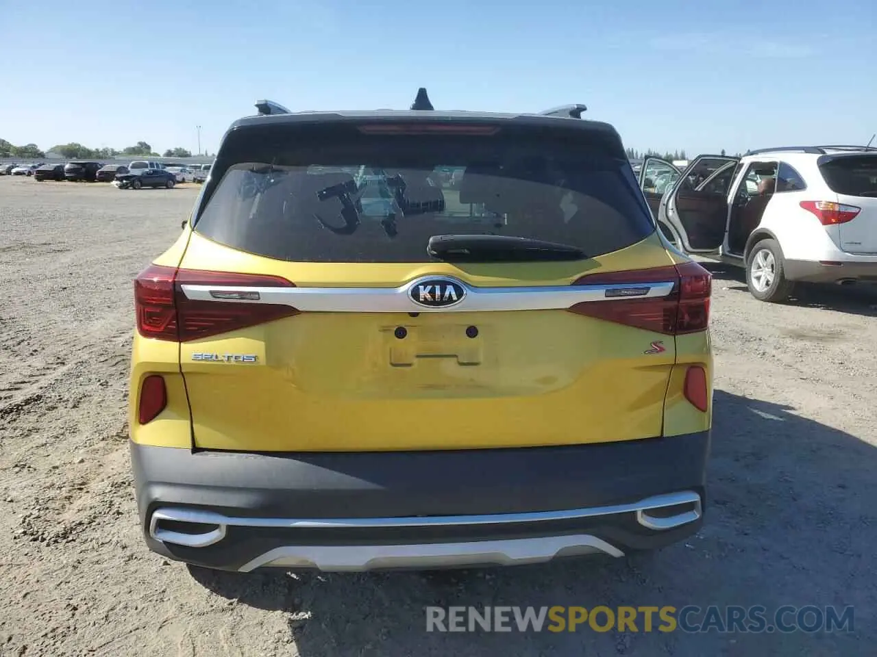 6 fotografías del automóvil dañado KNDEU2AA3M7125519 KIA SELTOS 2021