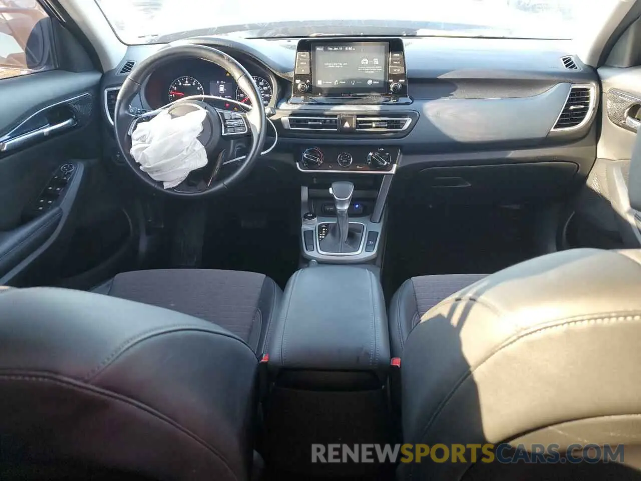 8 fotografías del automóvil dañado KNDEU2AA5M7044084 KIA SELTOS 2021