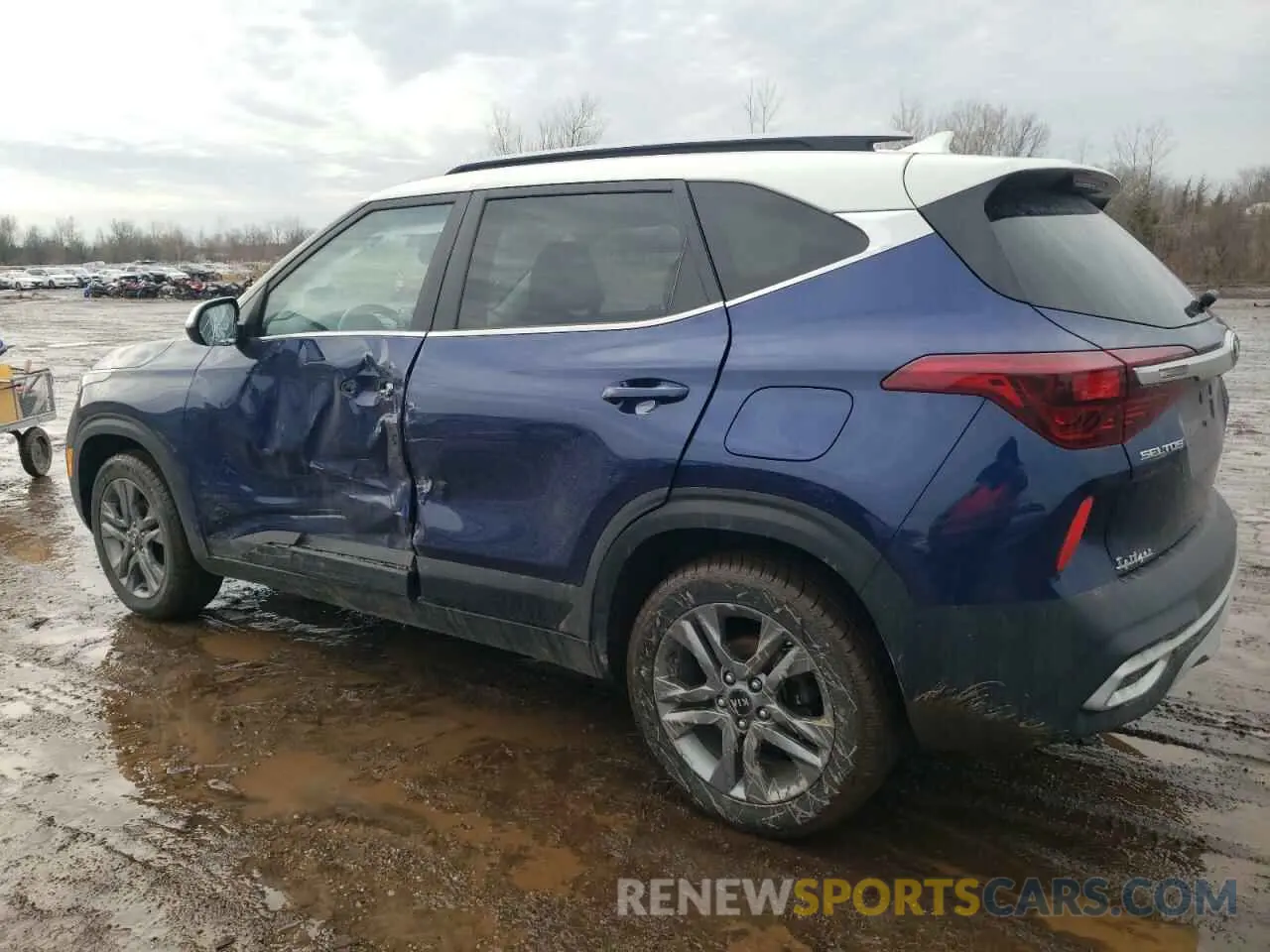 2 fotografías del automóvil dañado KNDEU2AA5M7052136 KIA SELTOS 2021
