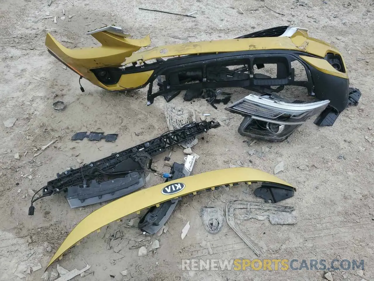 12 fotografías del automóvil dañado KNDEU2AA8M7151033 KIA SELTOS 2021