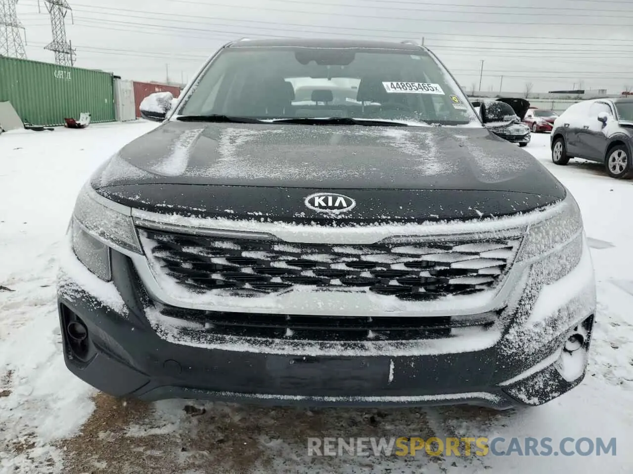 5 fotografías del automóvil dañado KNDEUCA24M7107870 KIA SELTOS 2021