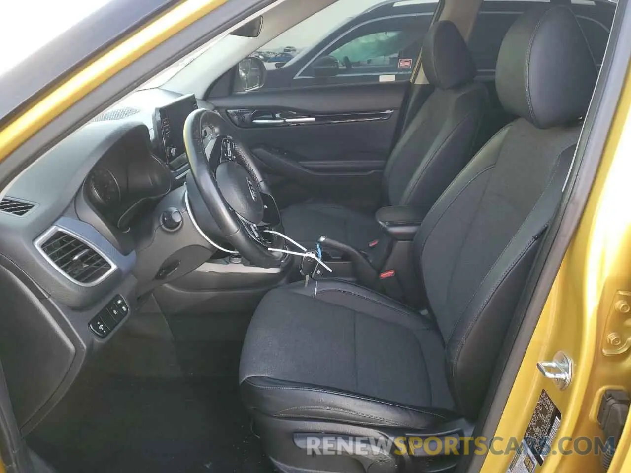7 fotografías del automóvil dañado KNDEUCA26M7145942 KIA SELTOS 2021