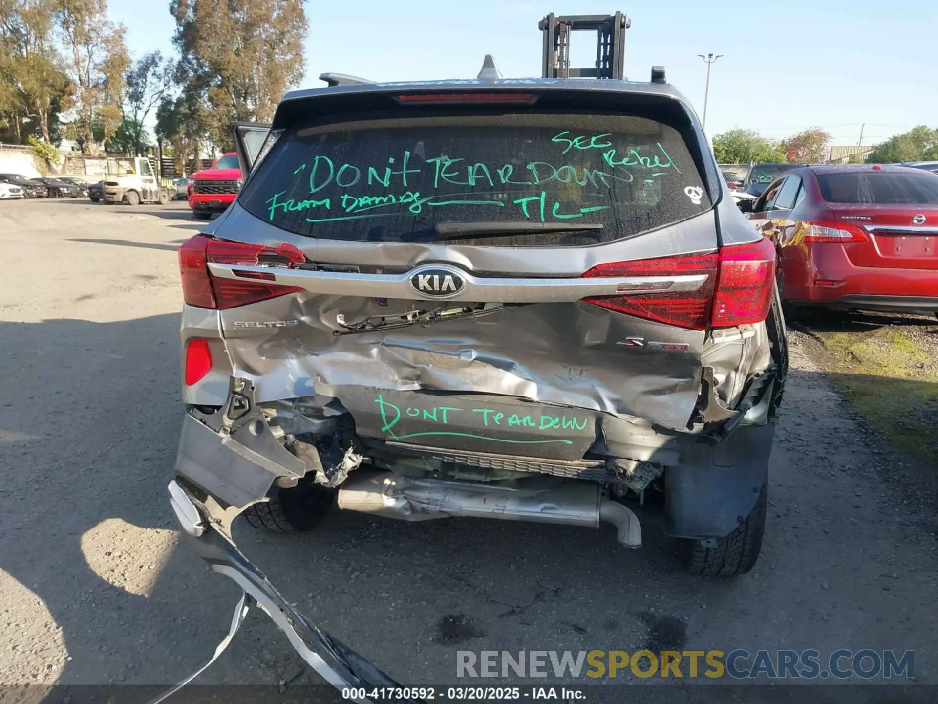 6 fotografías del automóvil dañado KNDEUCA2XM7100003 KIA SELTOS 2021