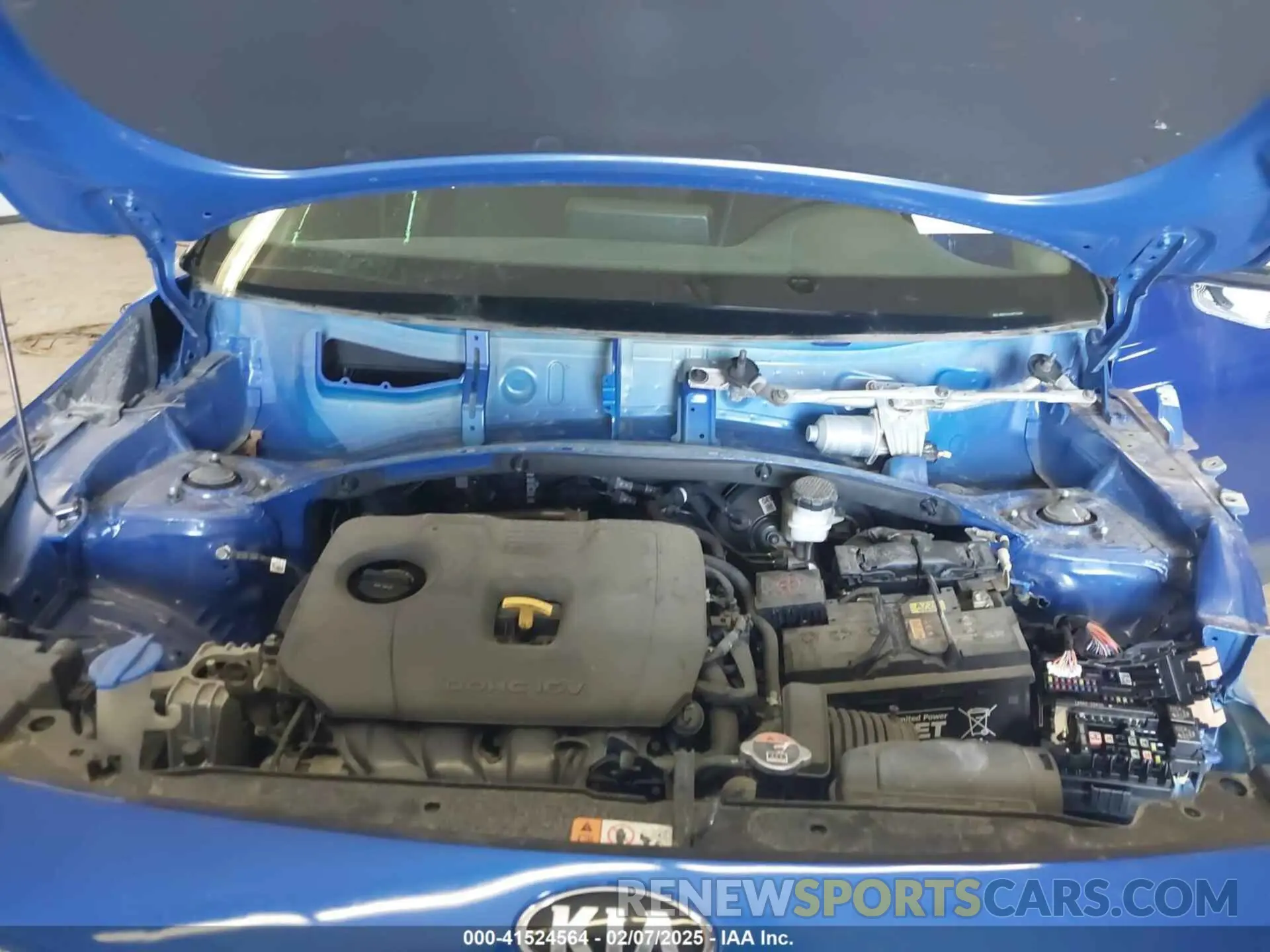 10 fotografías del automóvil dañado KNDEUCAA0M7135494 KIA SELTOS 2021
