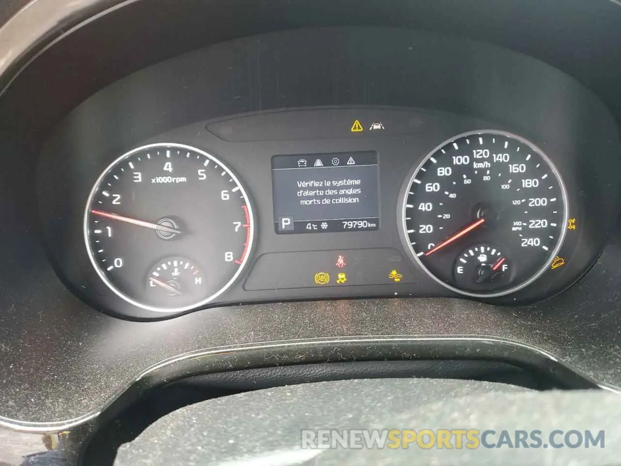 9 fotografías del automóvil dañado KNDEUCAA1M7138100 KIA SELTOS 2021