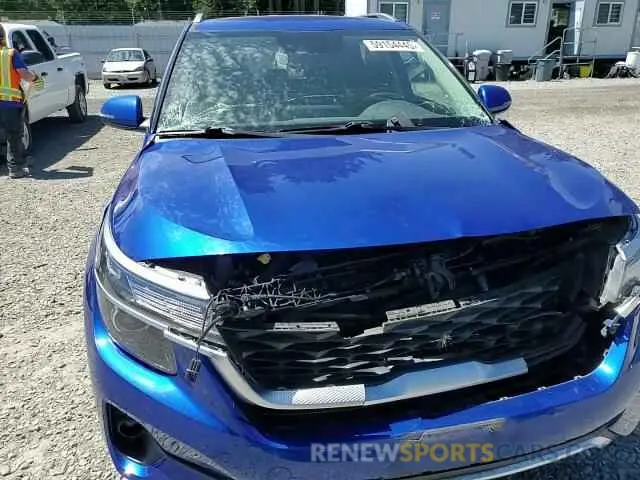 14 fotografías del automóvil dañado KNDEUCAA2M7156458 KIA SELTOS 2021