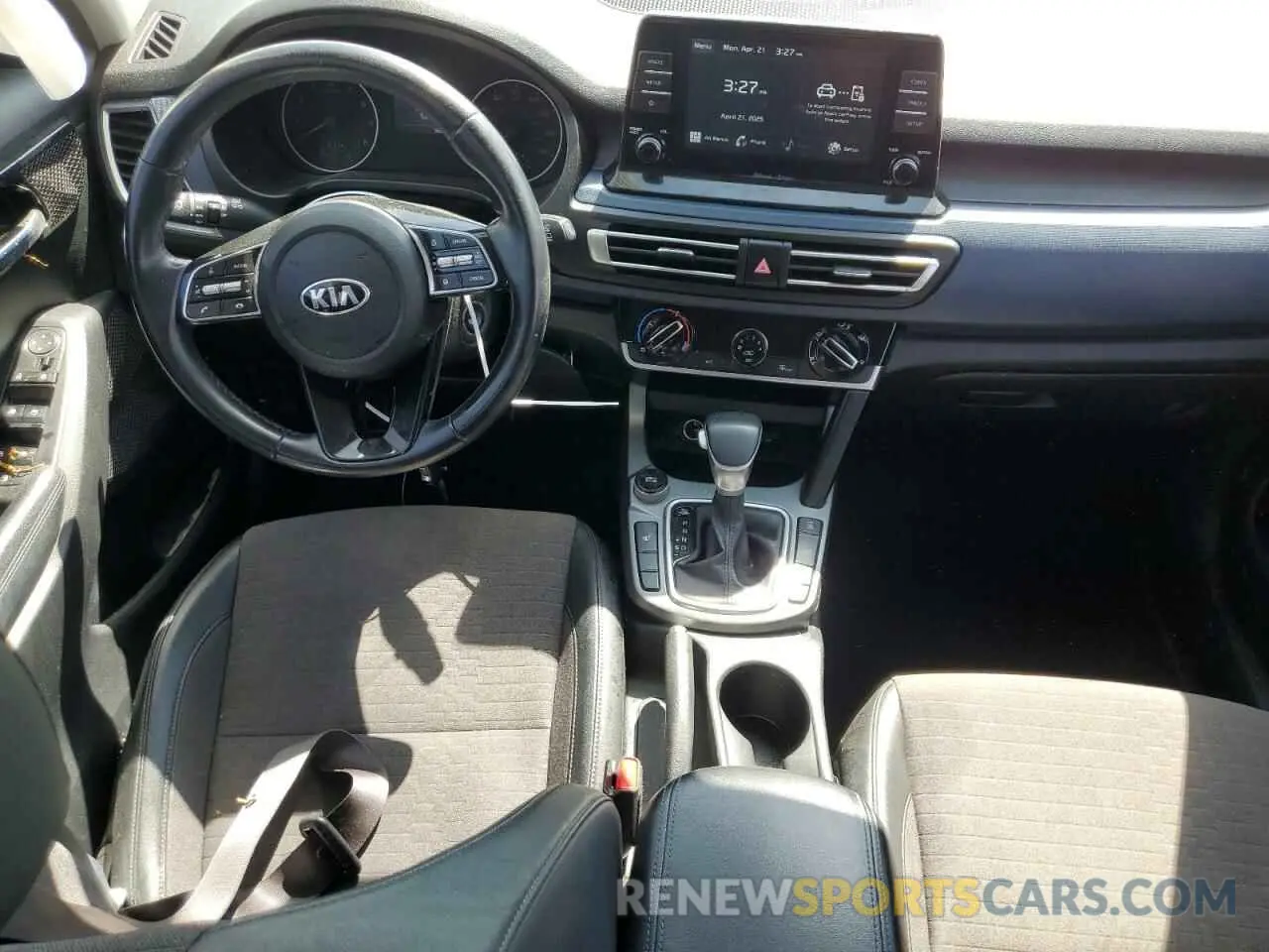 8 fotografías del automóvil dañado KNDEUCAA2M7206078 KIA SELTOS 2021