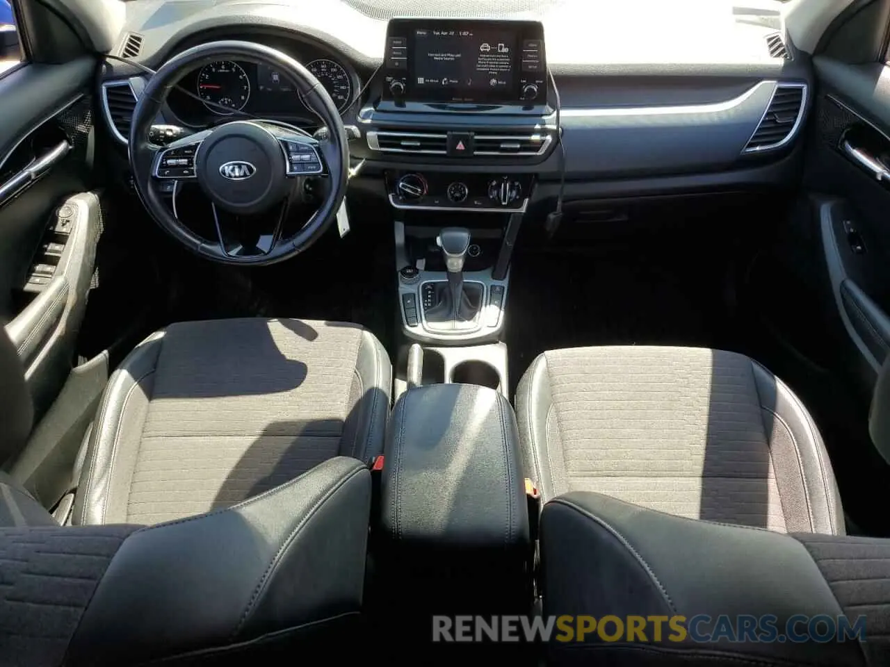 8 fotografías del automóvil dañado KNDEUCAA6M7100149 KIA SELTOS 2021