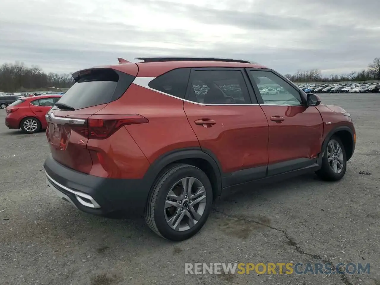3 fotografías del automóvil dañado KNDEUCAA6M7124855 KIA SELTOS 2021