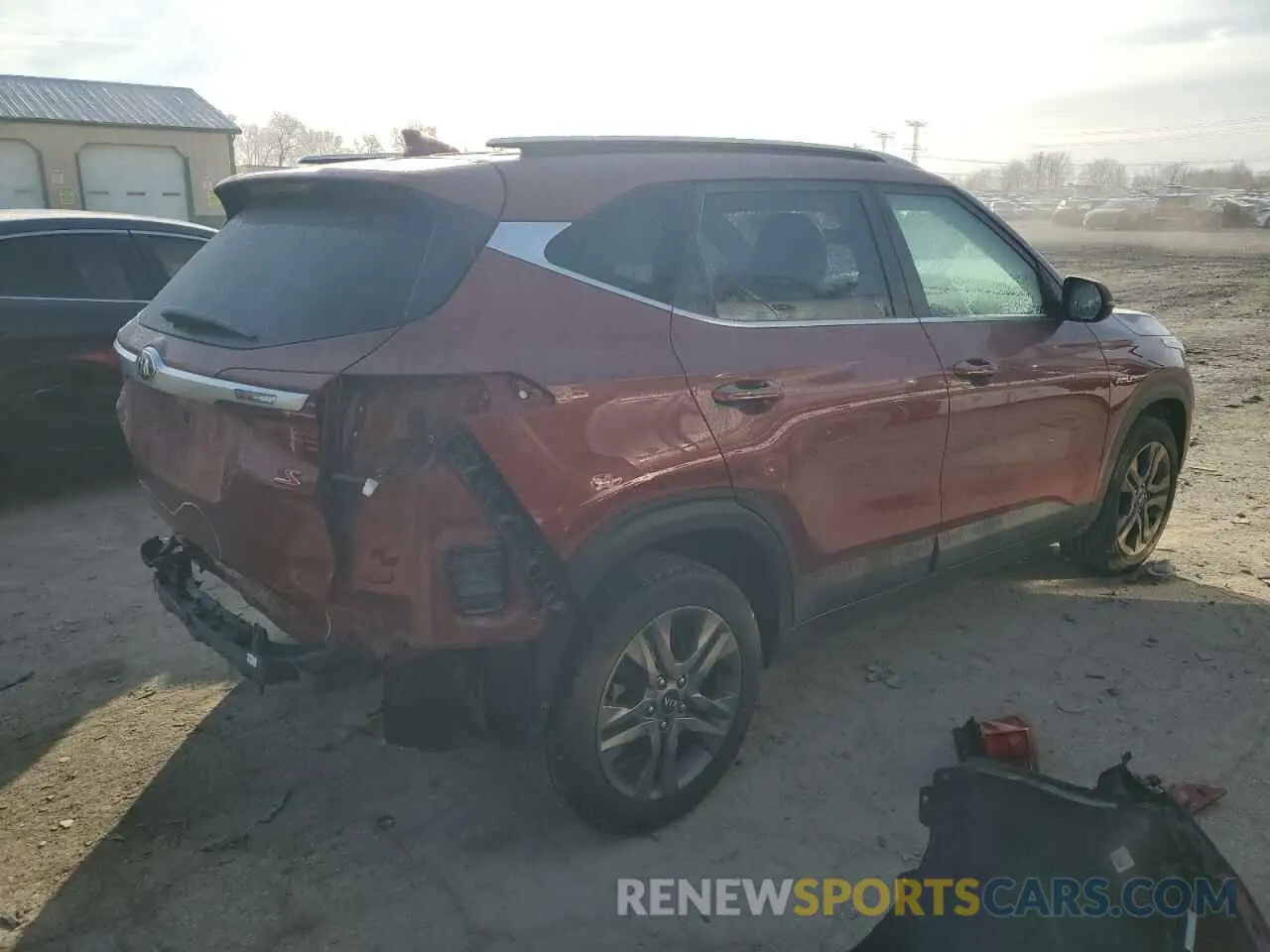 3 fotografías del automóvil dañado KNDEUCAA7M7039426 KIA SELTOS 2021