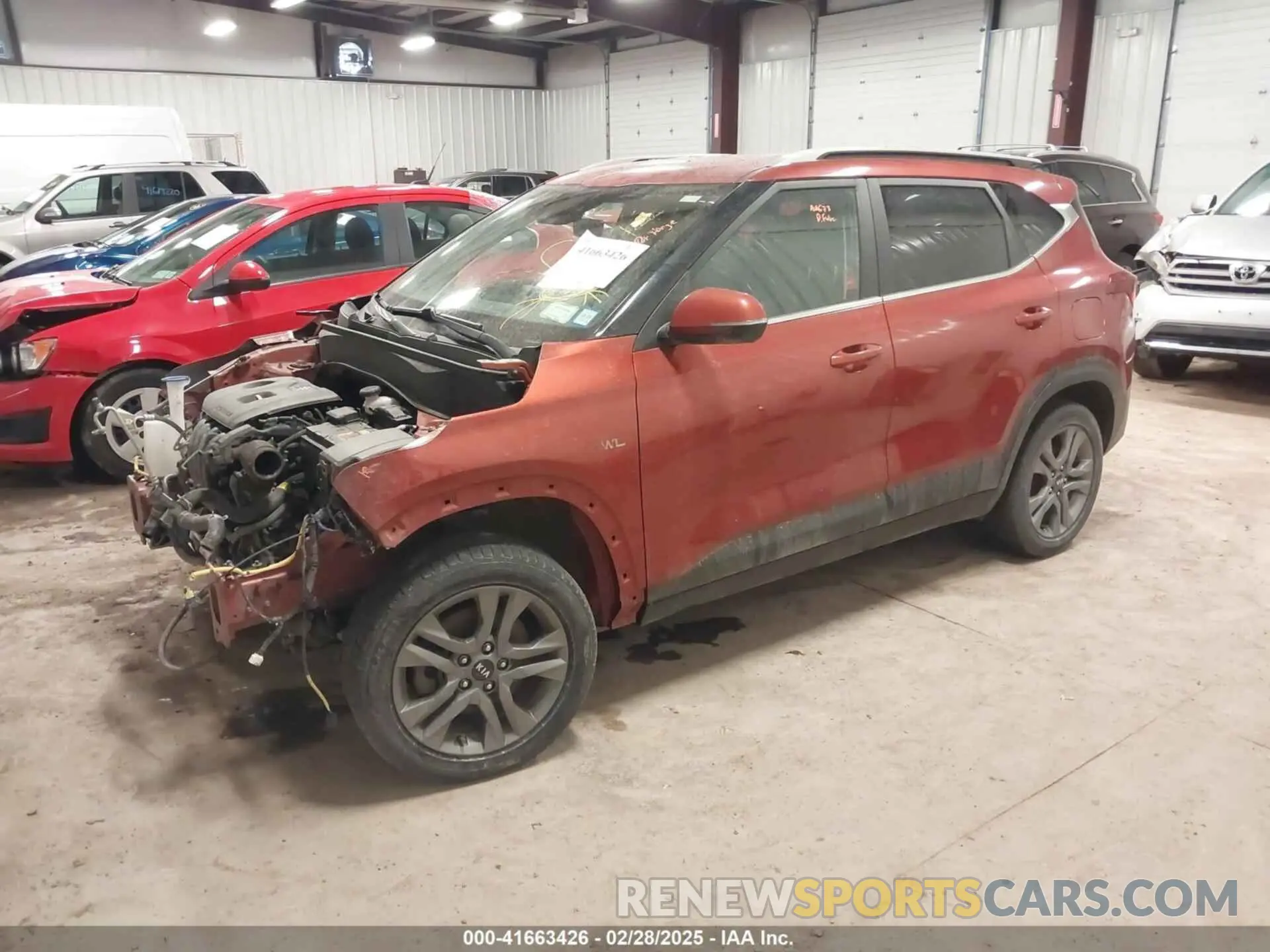 2 fotografías del automóvil dañado KNDEUCAA7M7138912 KIA SELTOS 2021
