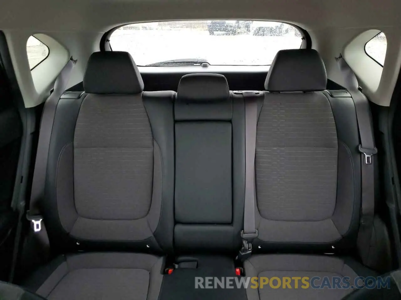 10 fotografías del automóvil dañado KNDEUCAA7M7171876 KIA SELTOS 2021