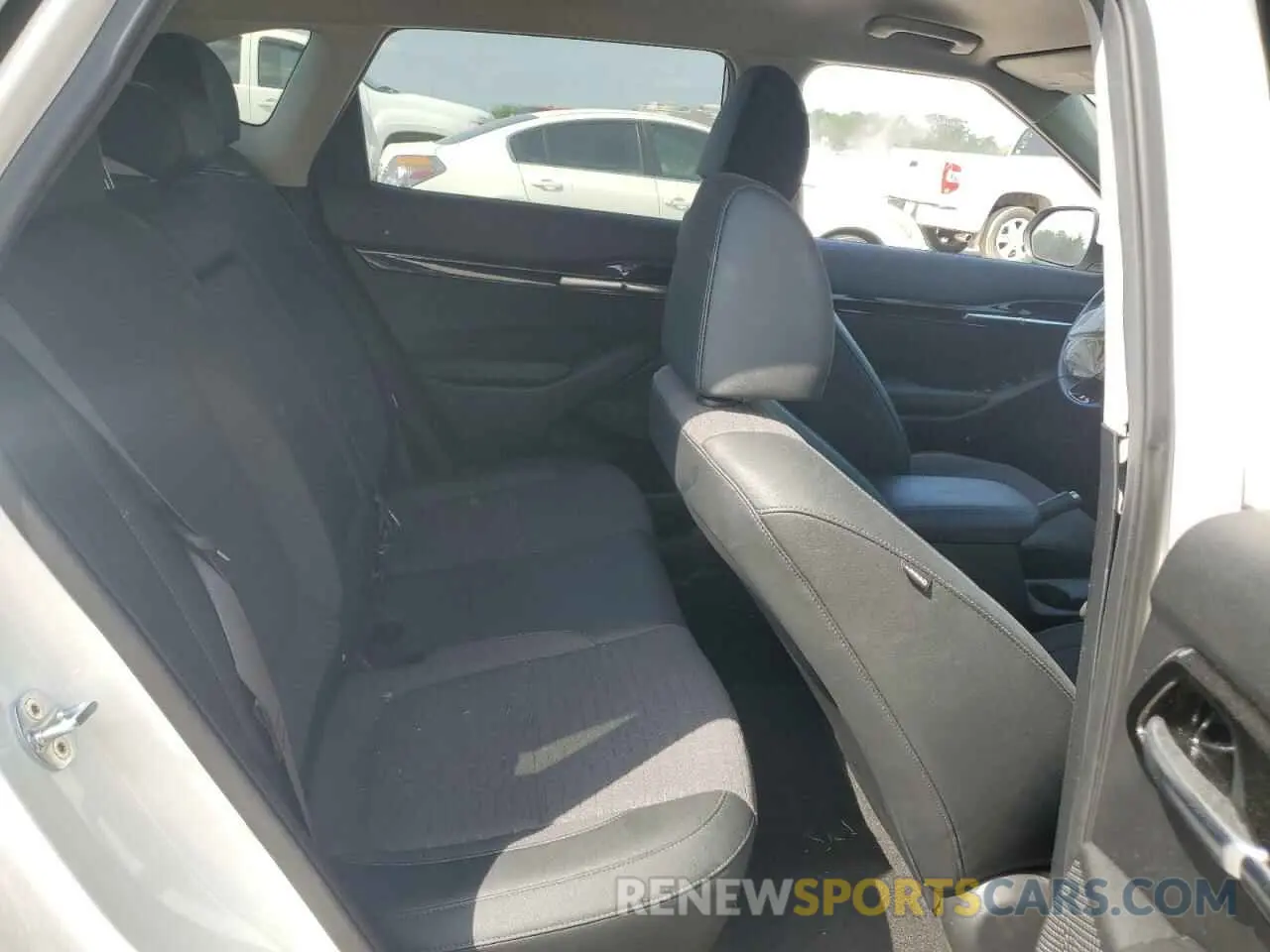 11 fotografías del automóvil dañado KNDEUCAA9M7097764 KIA SELTOS 2021