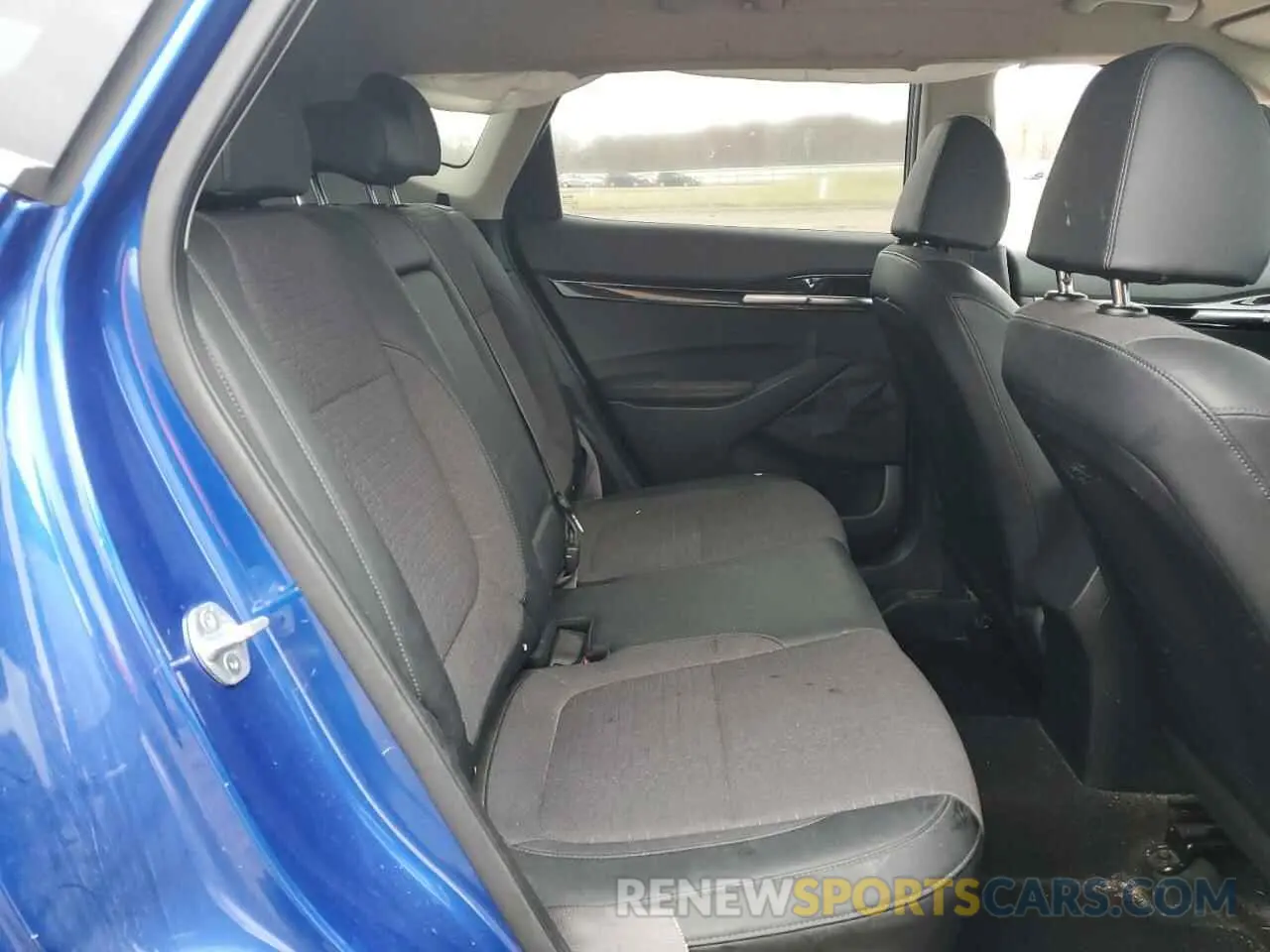 12 fotografías del automóvil dañado KNDEUCAA9M7175265 KIA SELTOS 2021