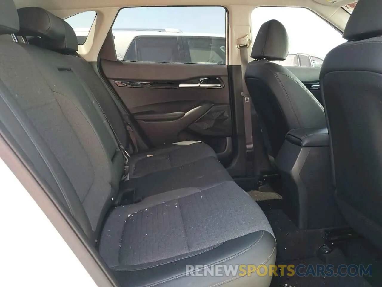 11 fotografías del automóvil dañado KNDEUCAA9M7209110 KIA SELTOS 2021