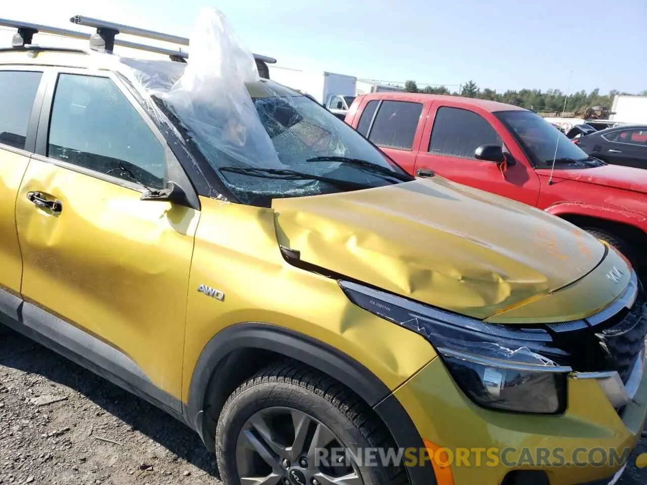 13 fotografías del automóvil dañado KNDEPCAA7N7263174 KIA SELTOS 2022