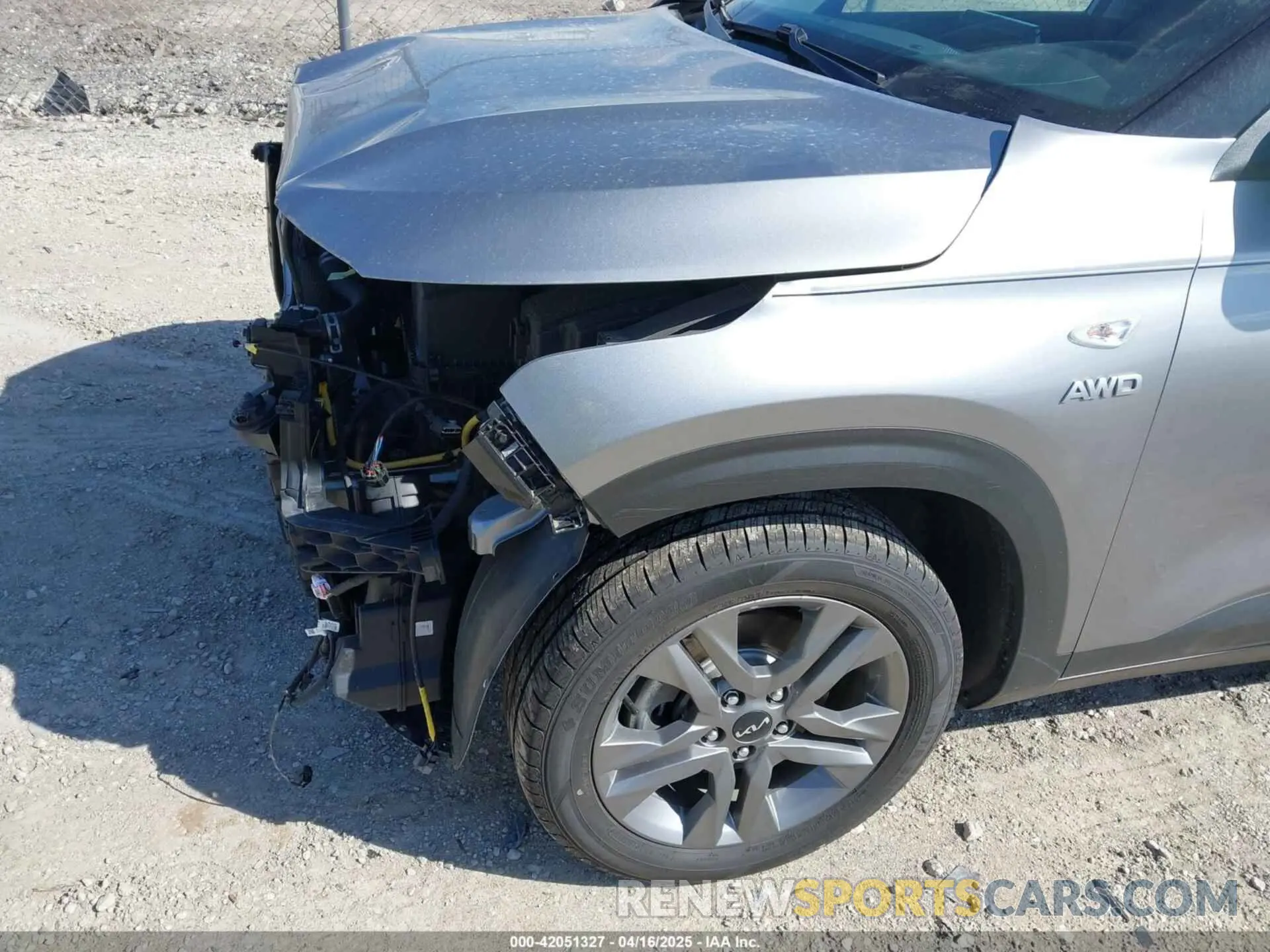 18 fotografías del automóvil dañado KNDEPCAAXN7246286 KIA SELTOS 2022