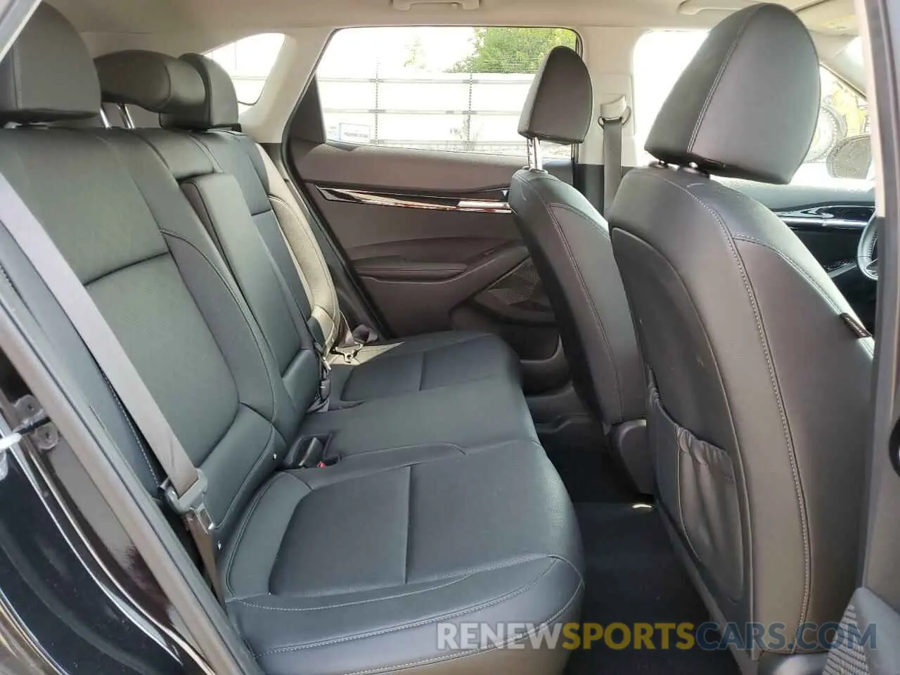 10 fotografías del automóvil dañado KNDERCAA2N7317569 KIA SELTOS 2022
