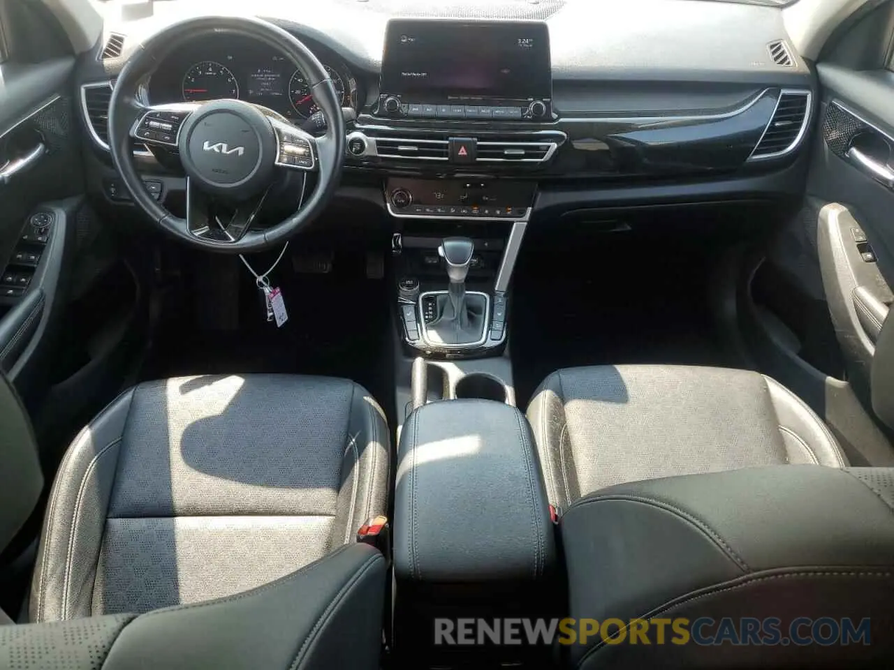 8 fotografías del automóvil dañado KNDERCAA2N7317569 KIA SELTOS 2022