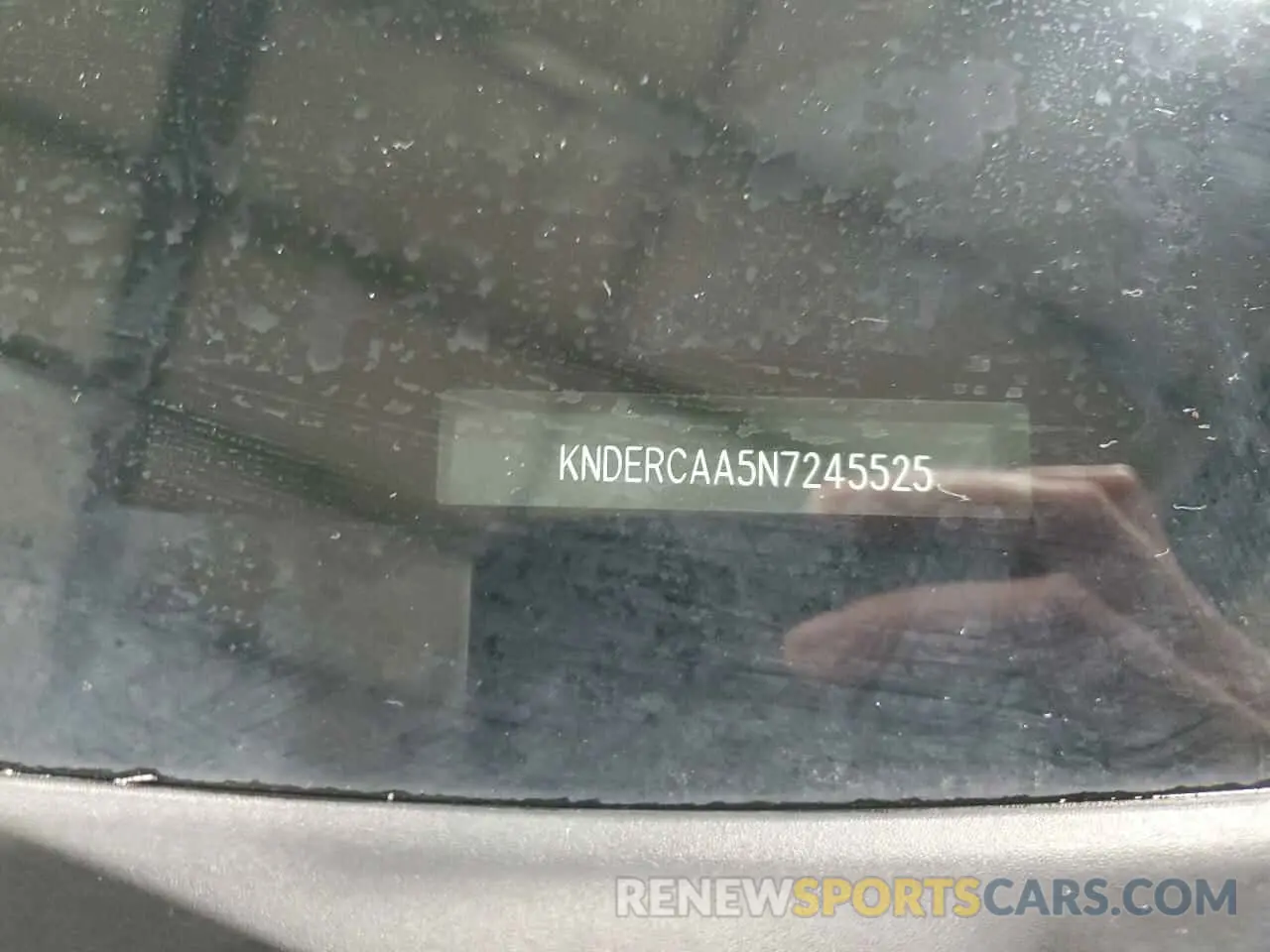 14 fotografías del automóvil dañado KNDERCAA5N7245525 KIA SELTOS 2022