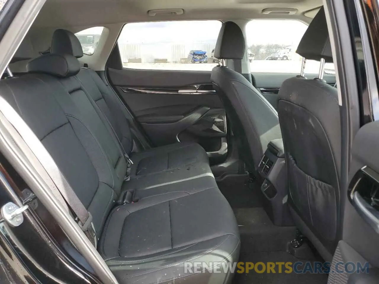 11 fotografías del automóvil dañado KNDERCAA5N7270733 KIA SELTOS 2022