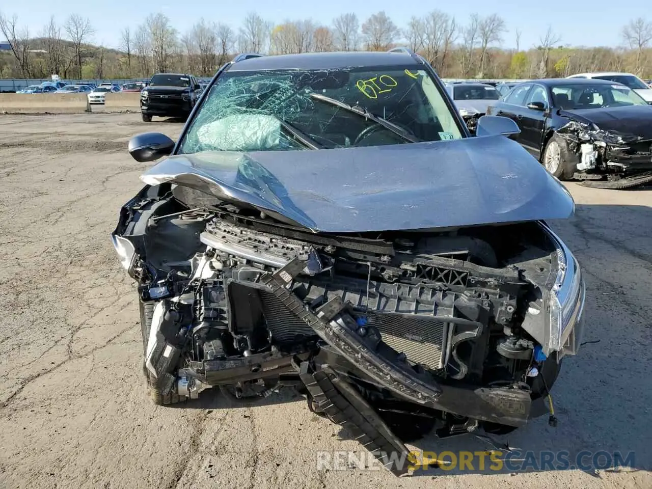 5 fotografías del automóvil dañado KNDERCAA6N7241368 KIA SELTOS 2022