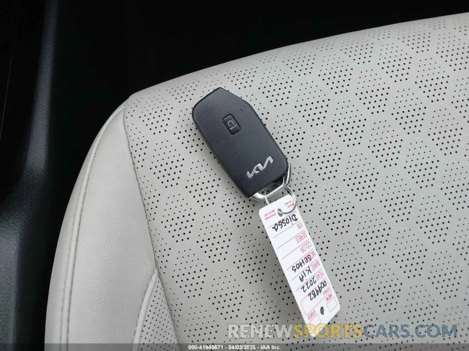 11 fotografías del automóvil dañado KNDERCAA6N7271678 KIA SELTOS 2022