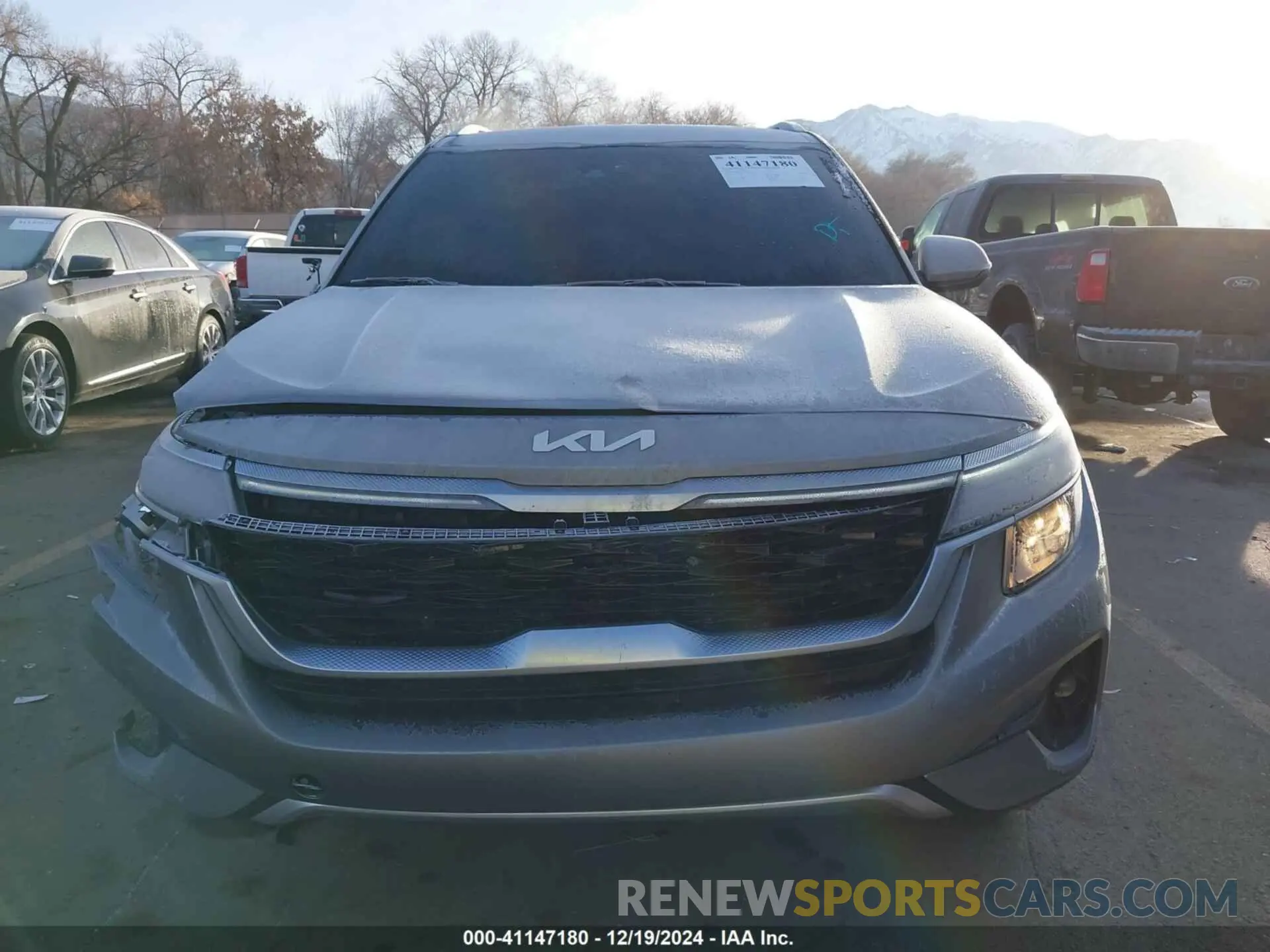 11 fotografías del automóvil dañado KNDERCAA6N7273348 KIA SELTOS 2022