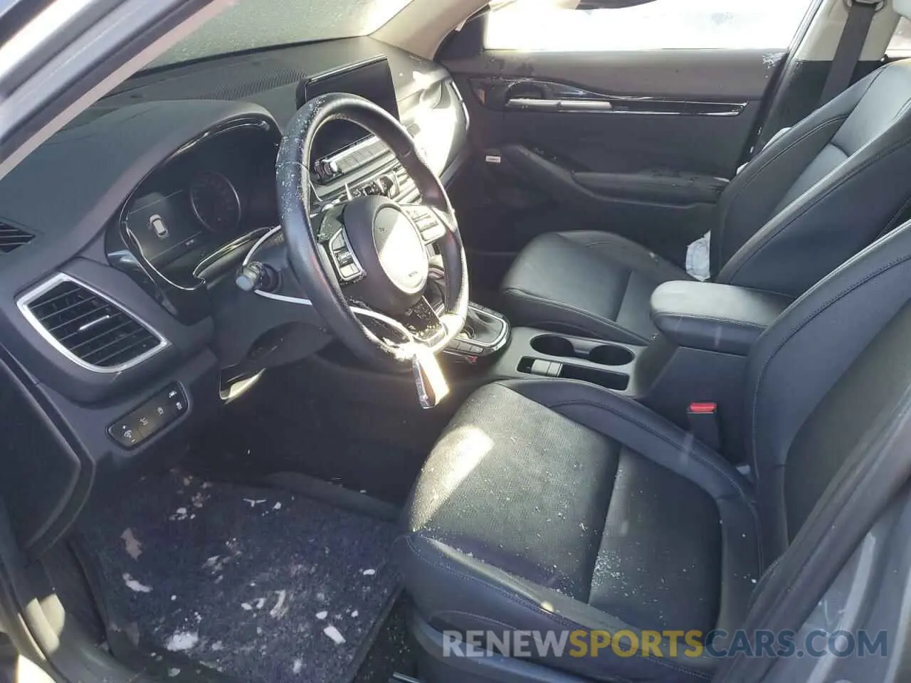 7 fotografías del automóvil dañado KNDETCA22N7293929 KIA SELTOS 2022