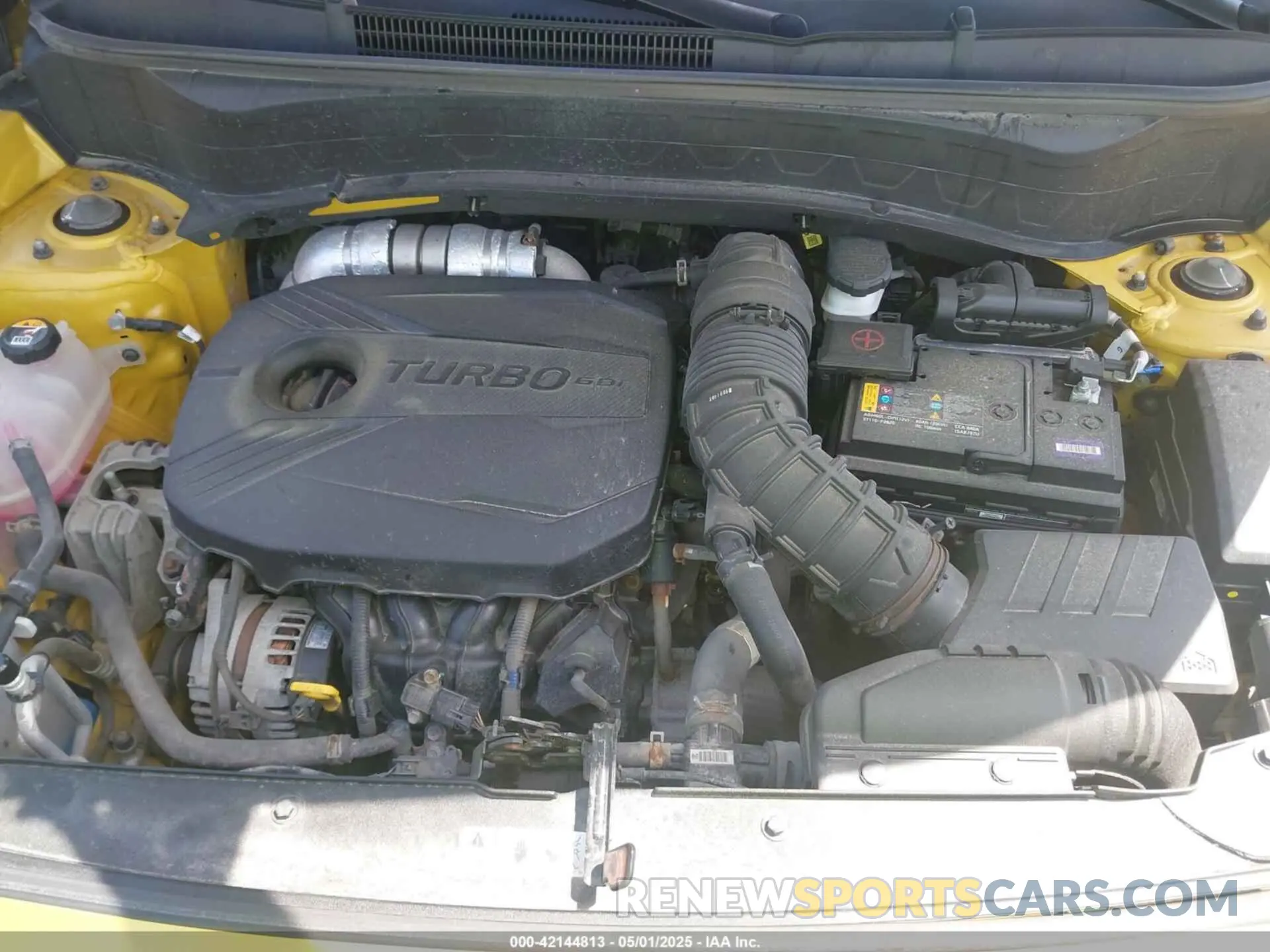 10 fotografías del automóvil dañado KNDETCA24N7277683 KIA SELTOS 2022