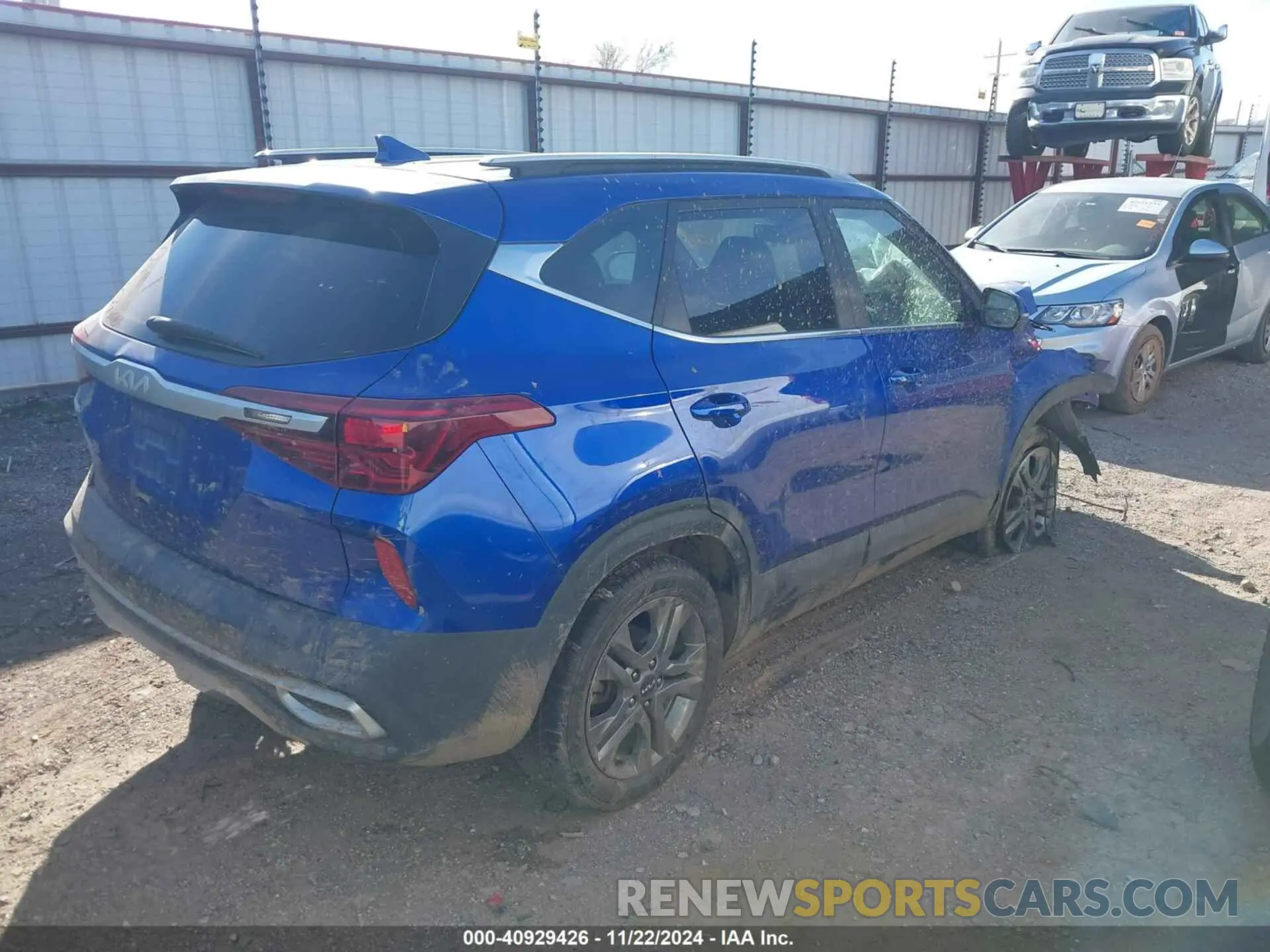 4 fotografías del automóvil dañado KNDEU2AA1N7238063 KIA SELTOS 2022