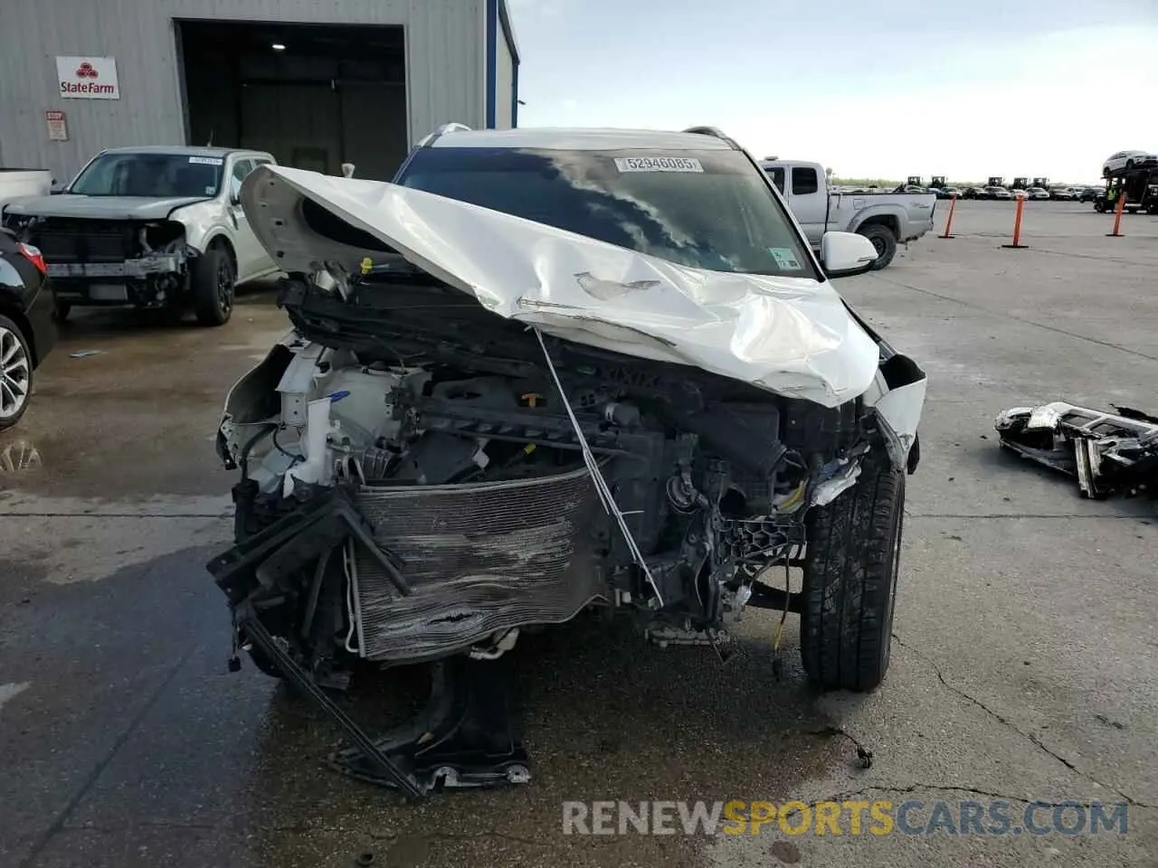 5 fotografías del automóvil dañado KNDEU2AA4N7271770 KIA SELTOS 2022
