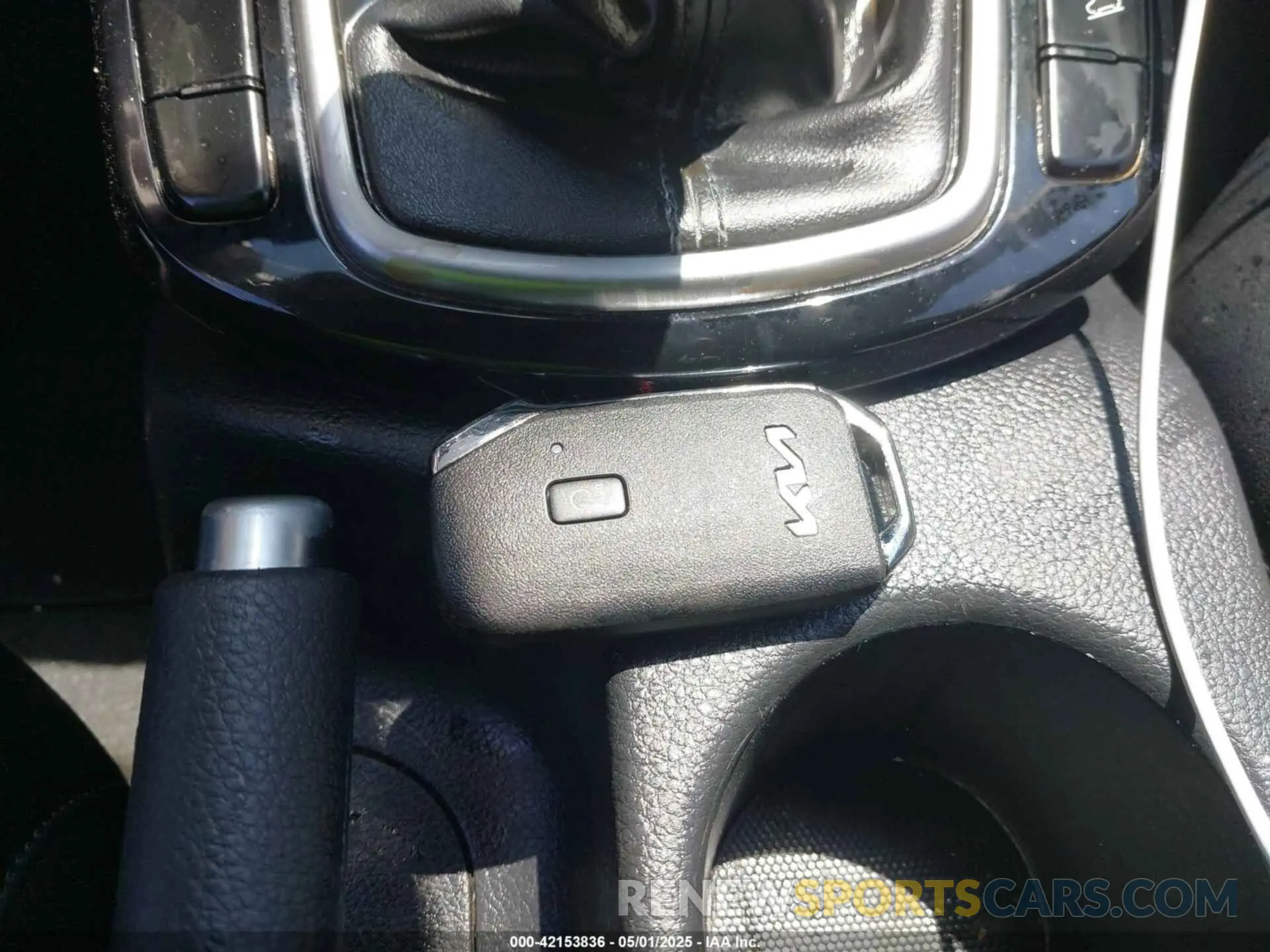 11 fotografías del automóvil dañado KNDEU2AA9N7293070 KIA SELTOS 2022