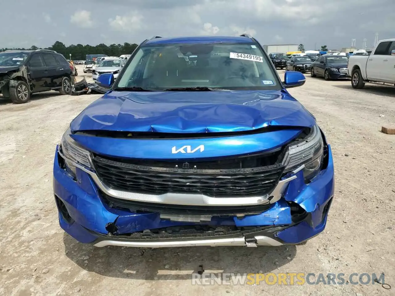 5 fotografías del automóvil dañado KNDEU2AAXN7339974 KIA SELTOS 2022